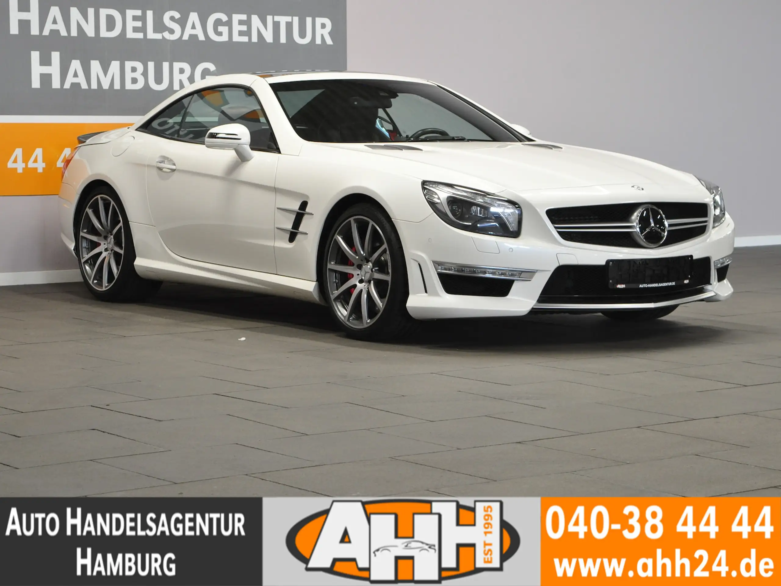 Mercedes-Benz - SL 63 AMG