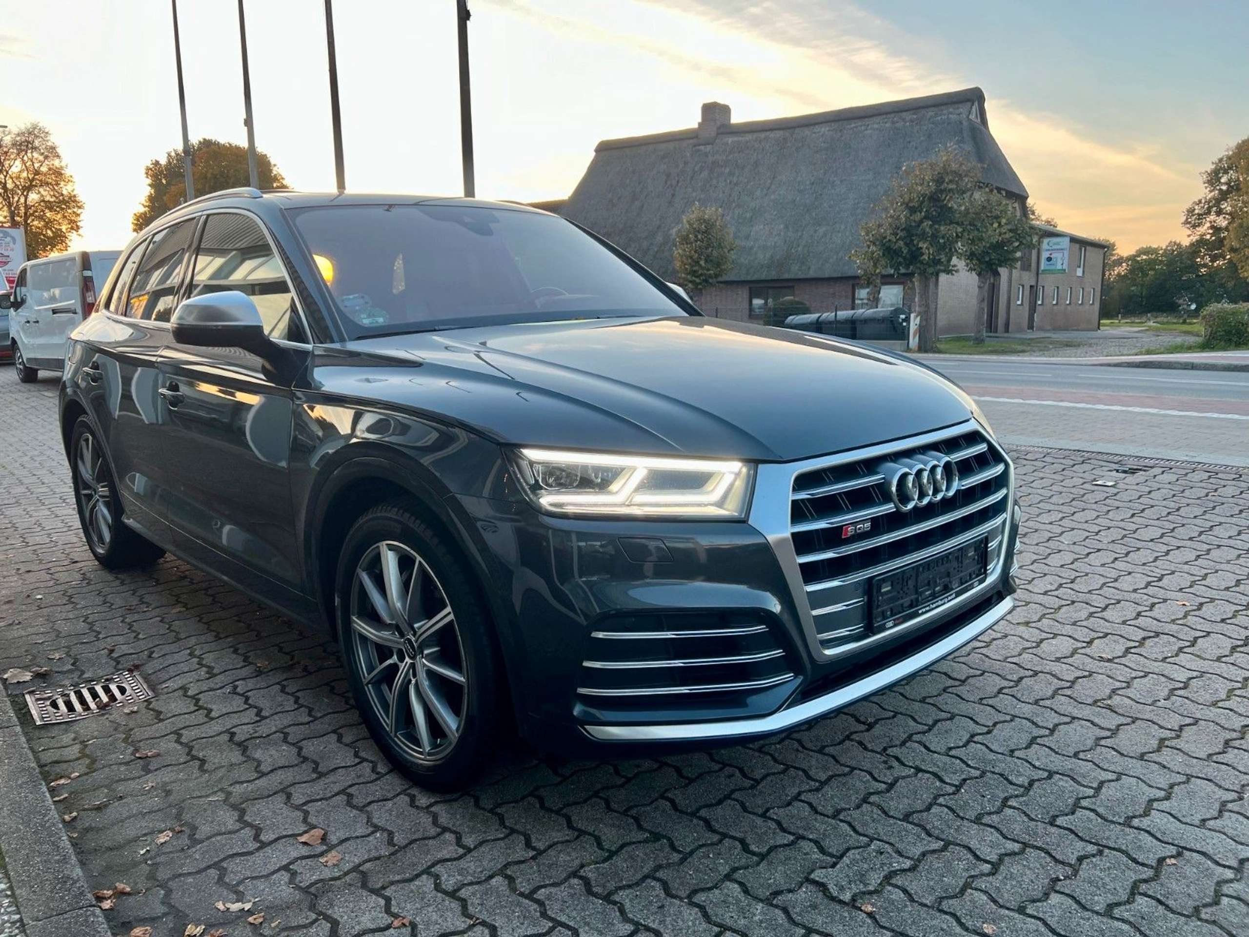 Audi - SQ5