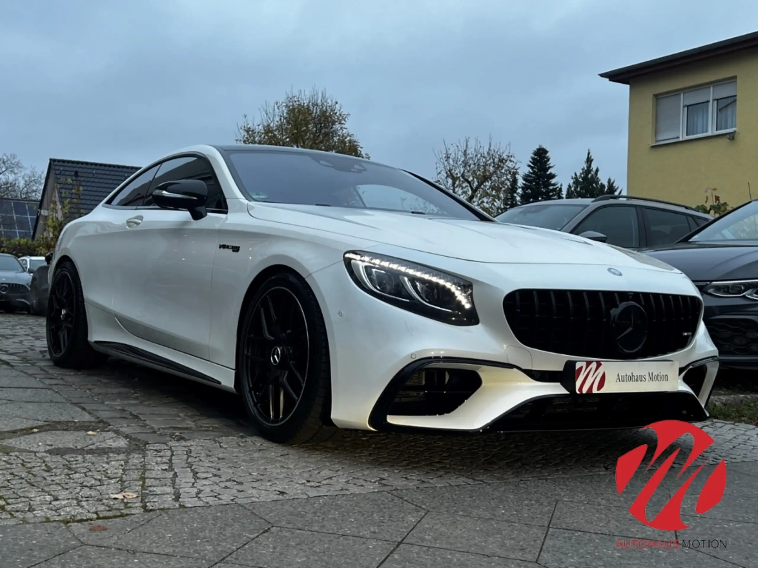 Mercedes-Benz - S 63 AMG