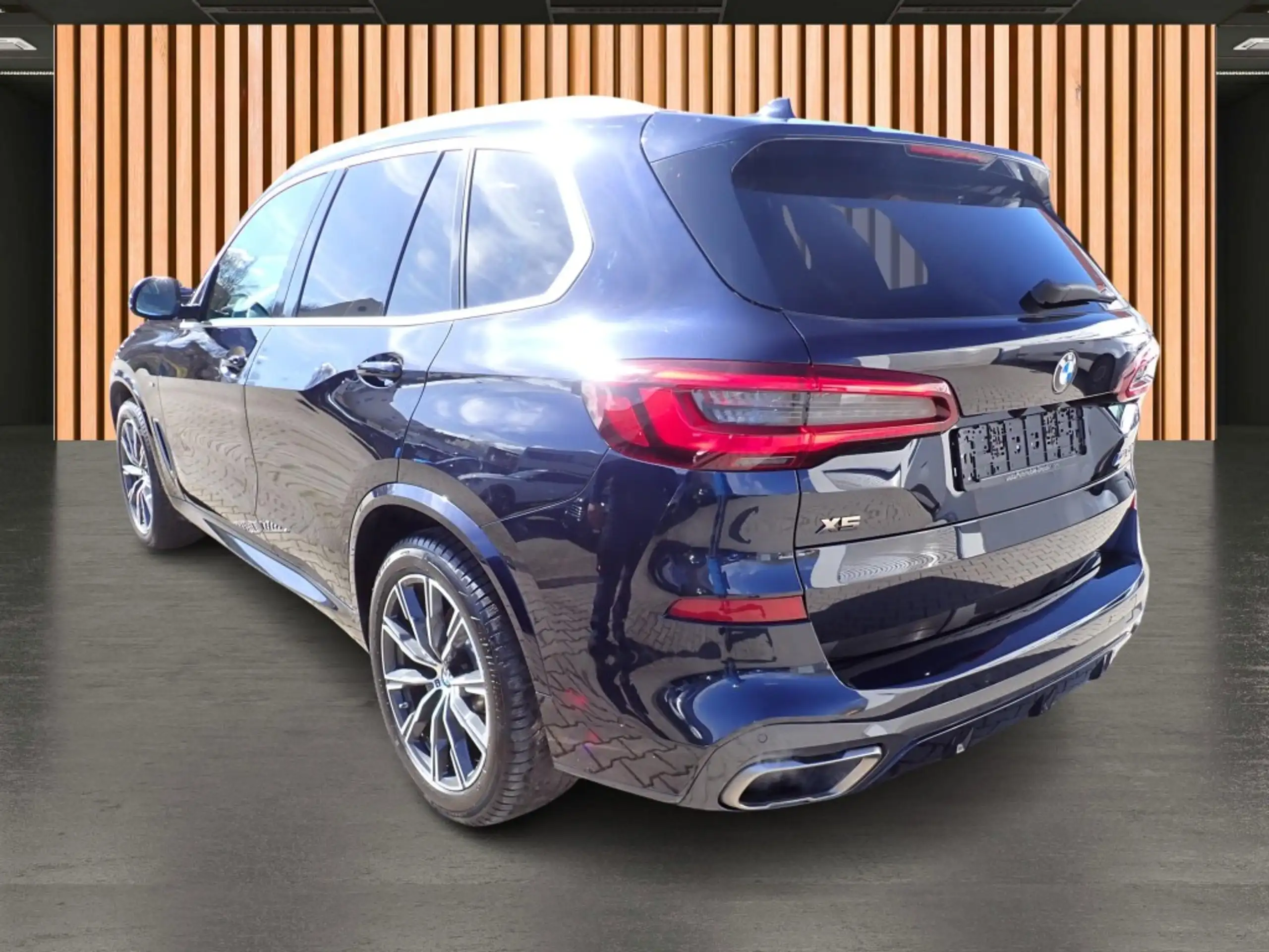 BMW - X5 M