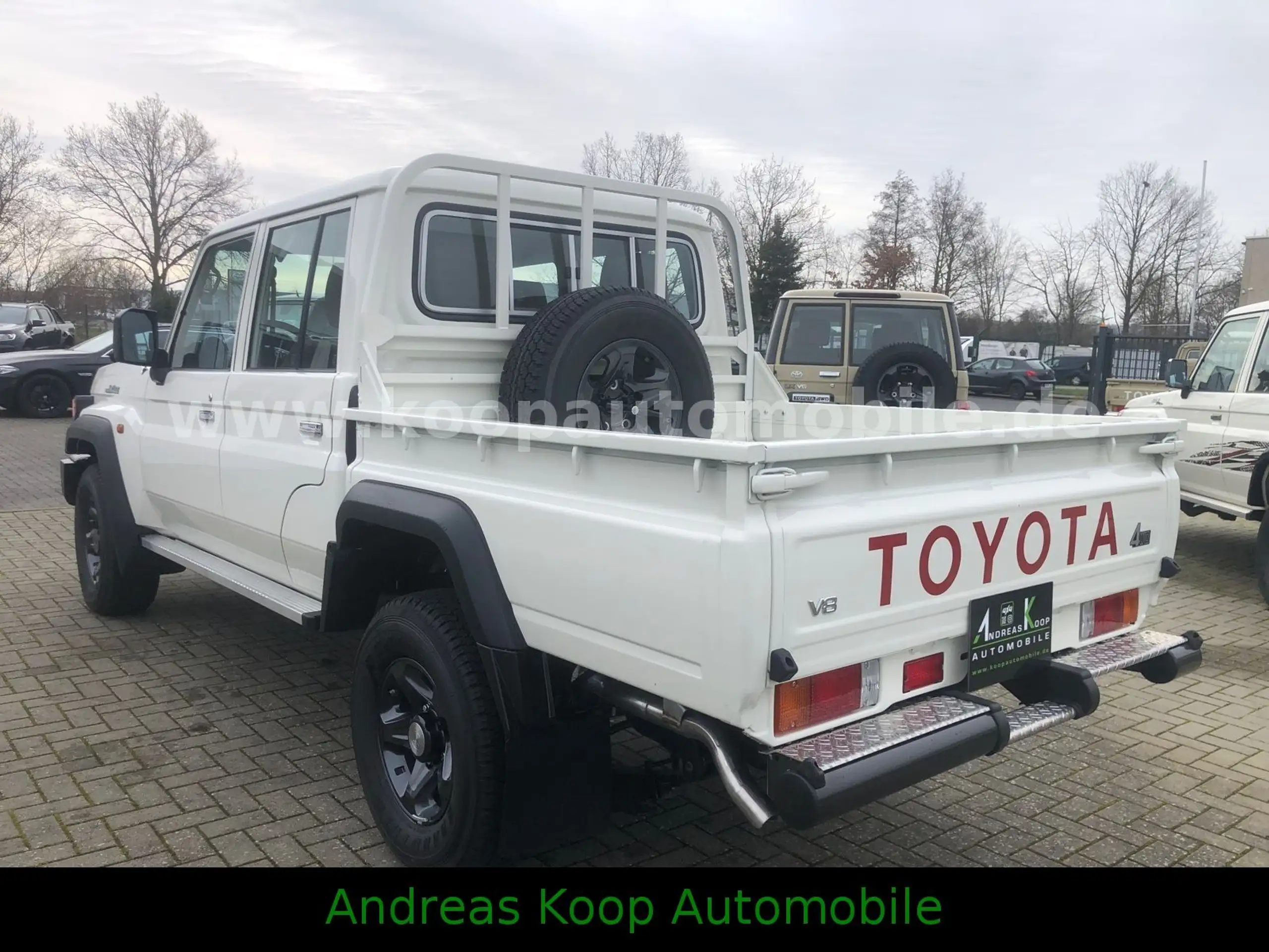 Toyota - Land Cruiser