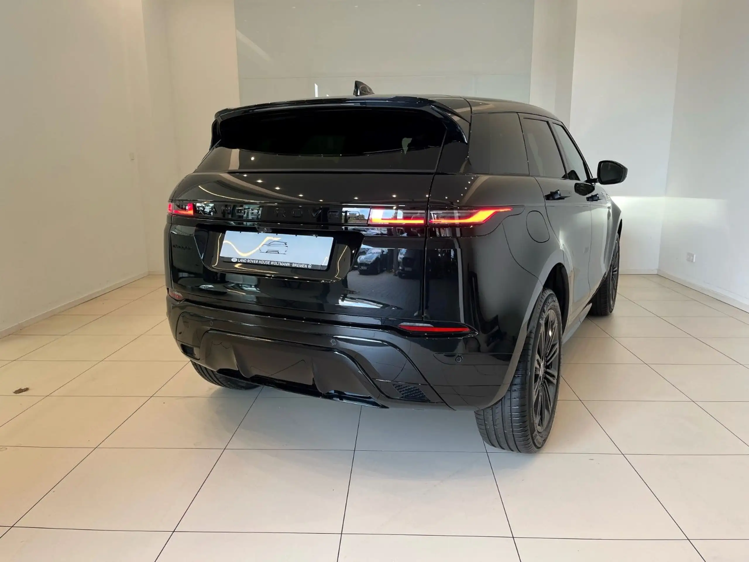 Land Rover - Range Rover Evoque