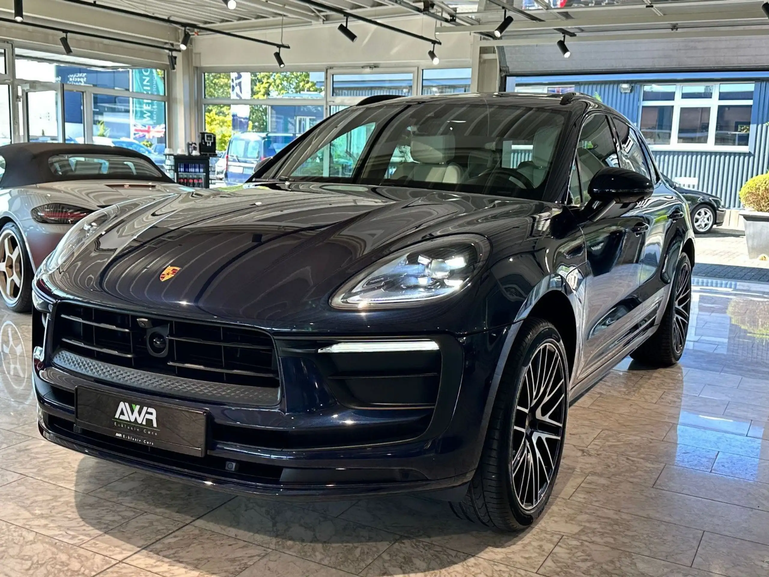 Porsche - Macan