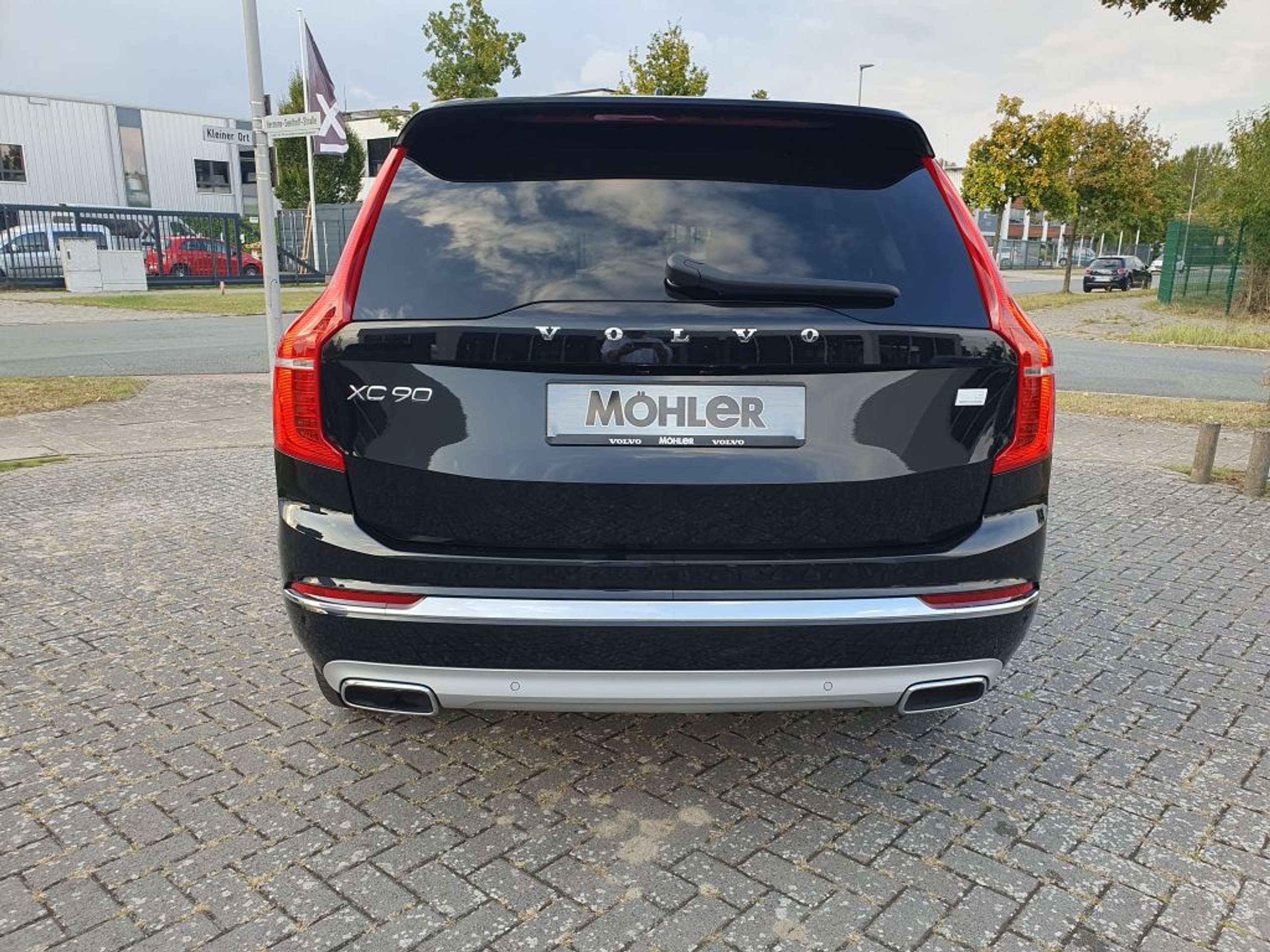 Volvo - XC90