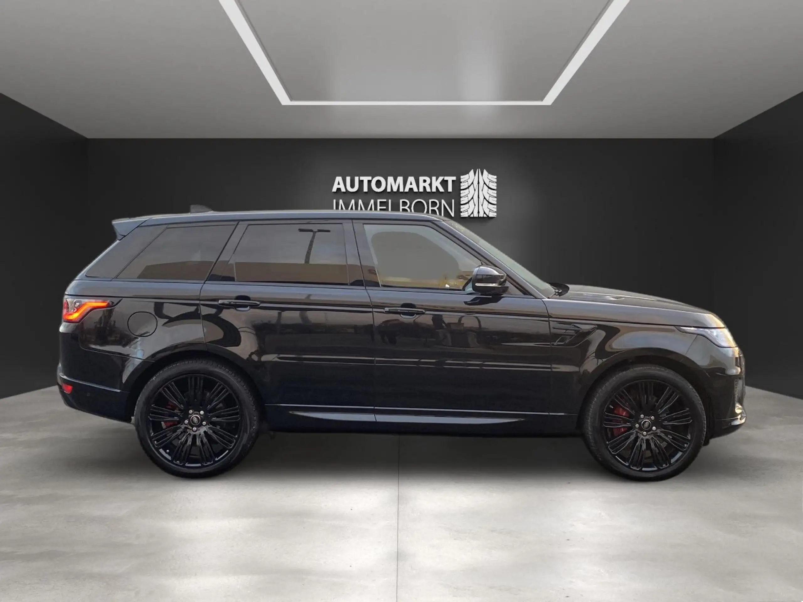 Land Rover - Range Rover Sport