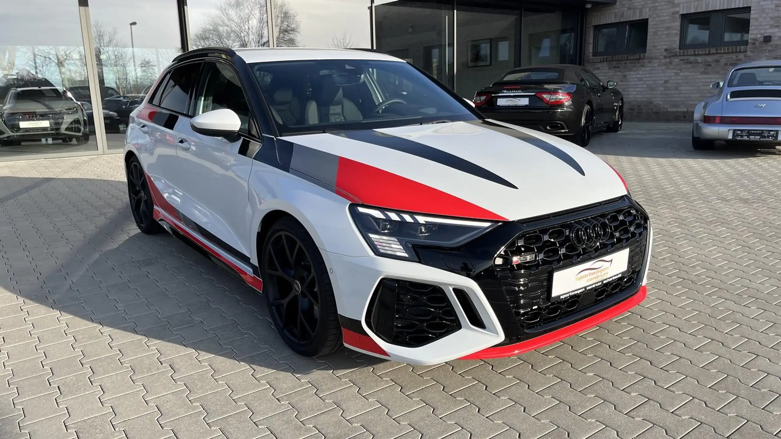 Audi - RS3