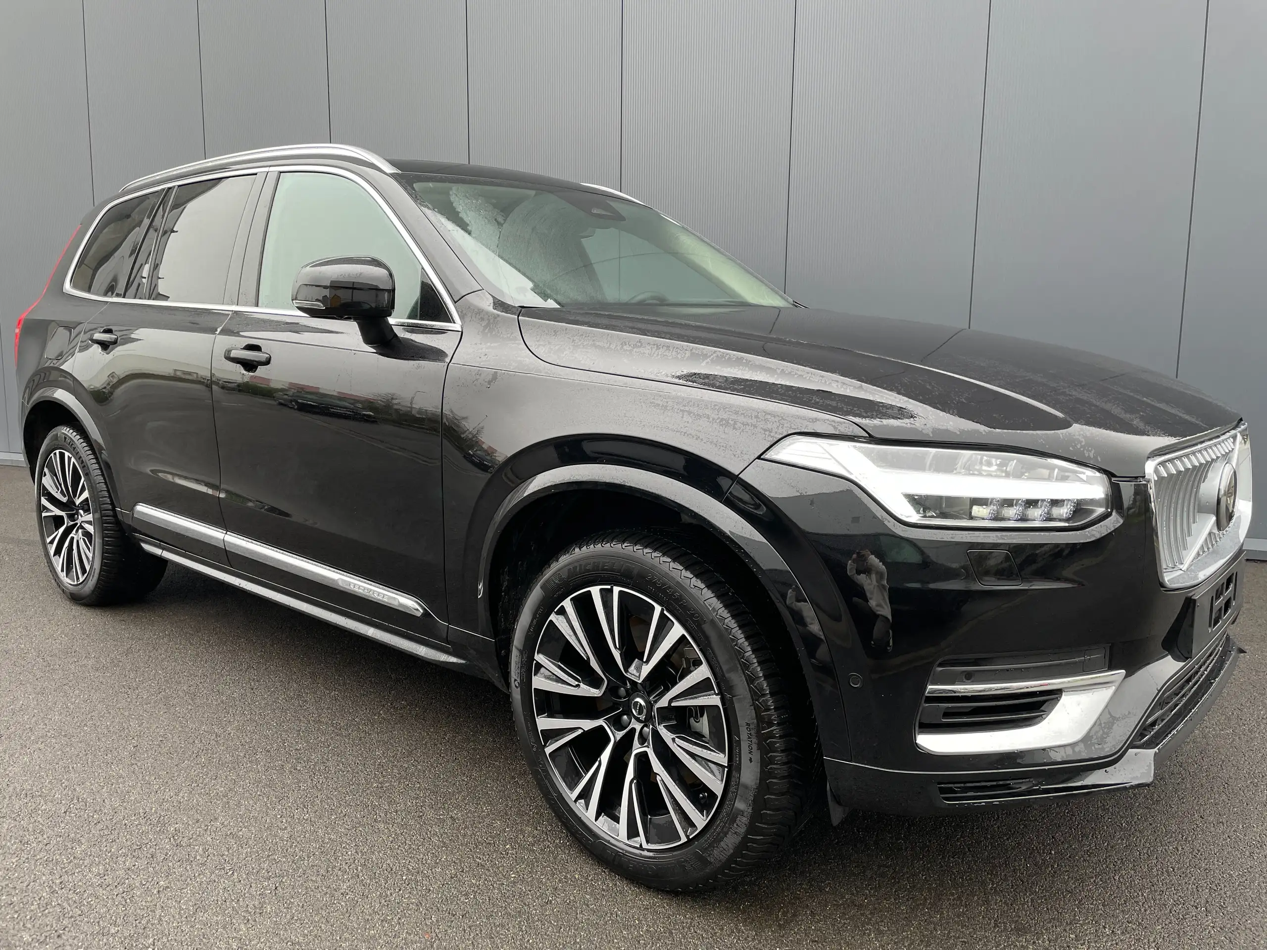 Volvo - XC90