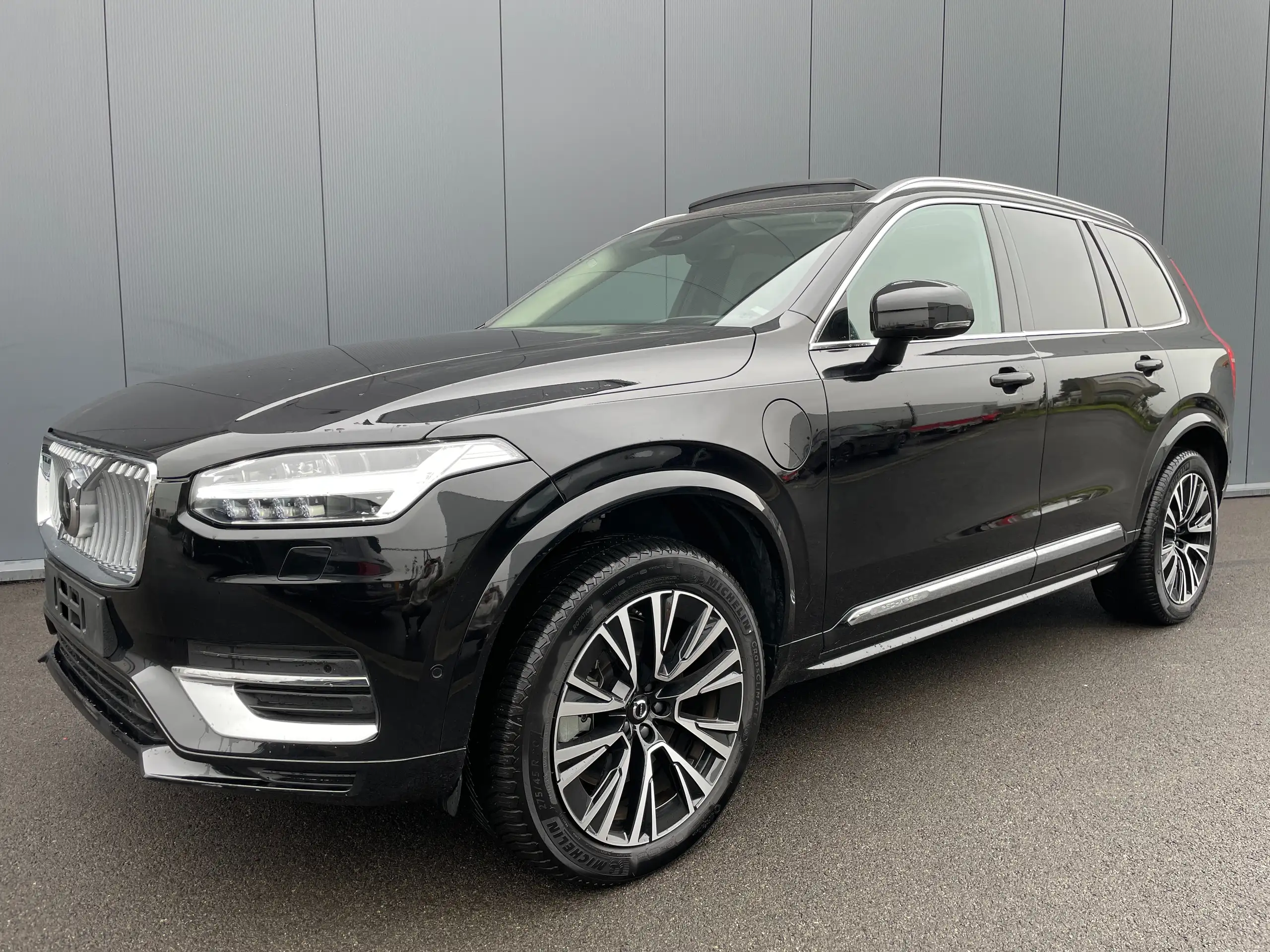 Volvo - XC90