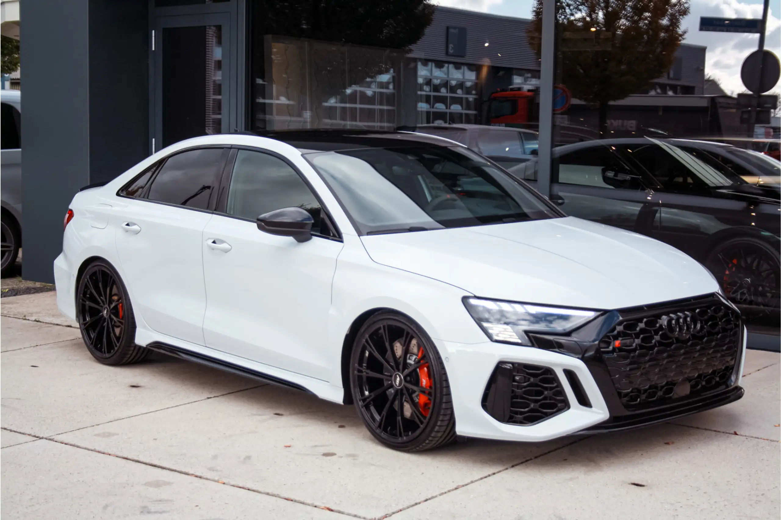 Audi - RS3