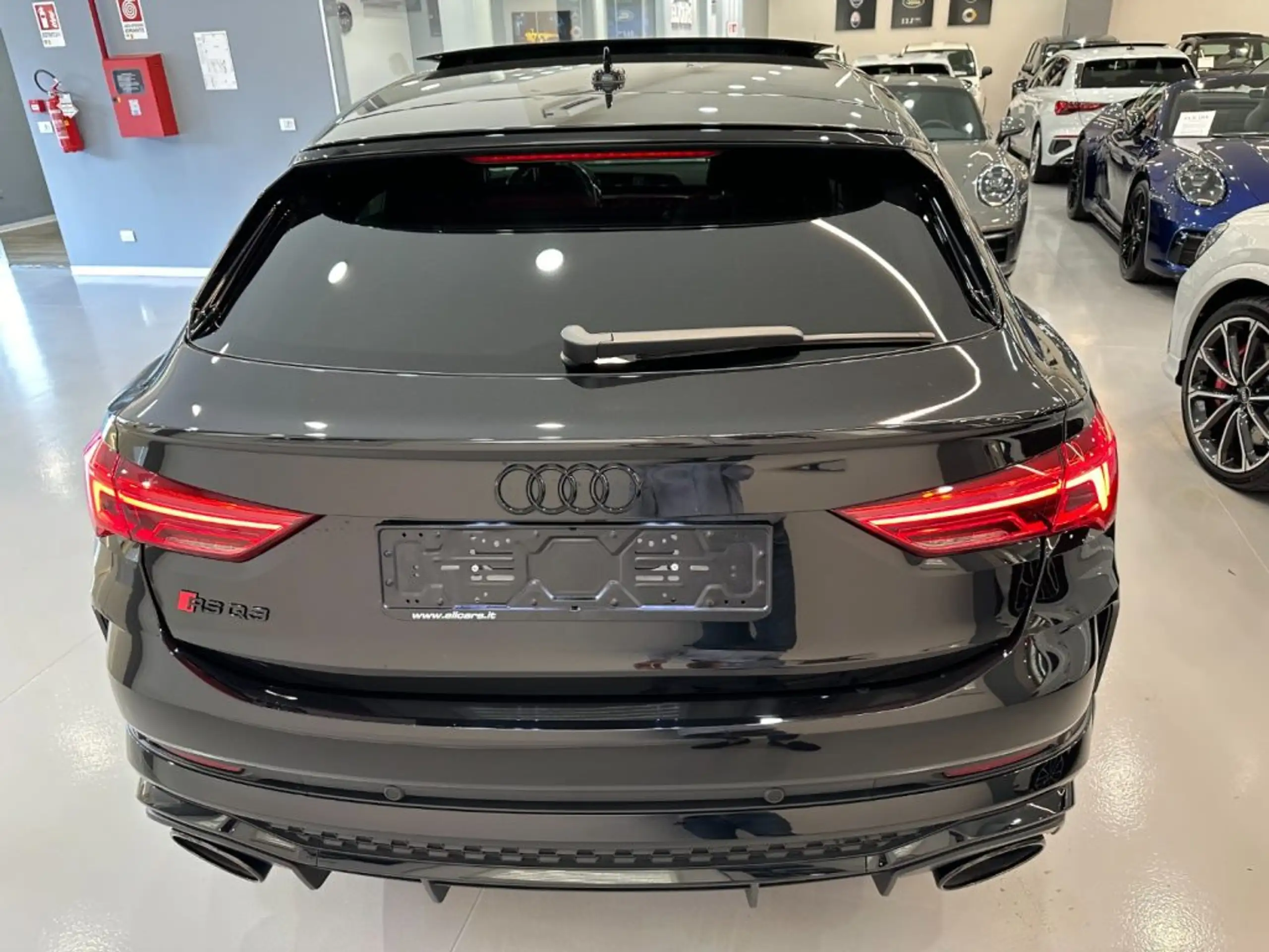 Audi - RS Q3