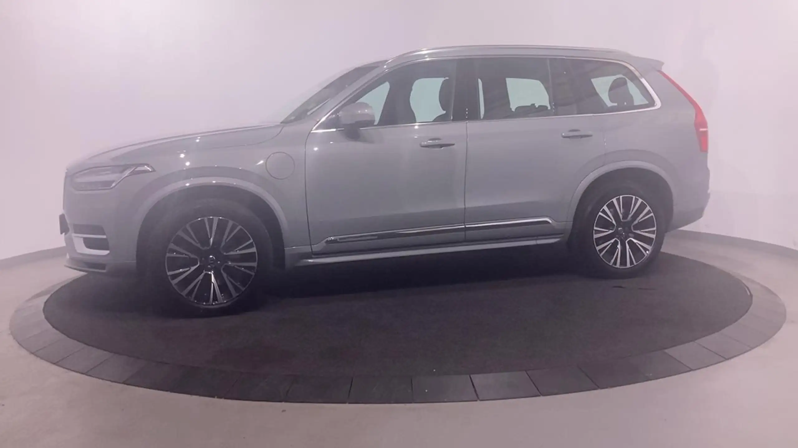 Volvo - XC90