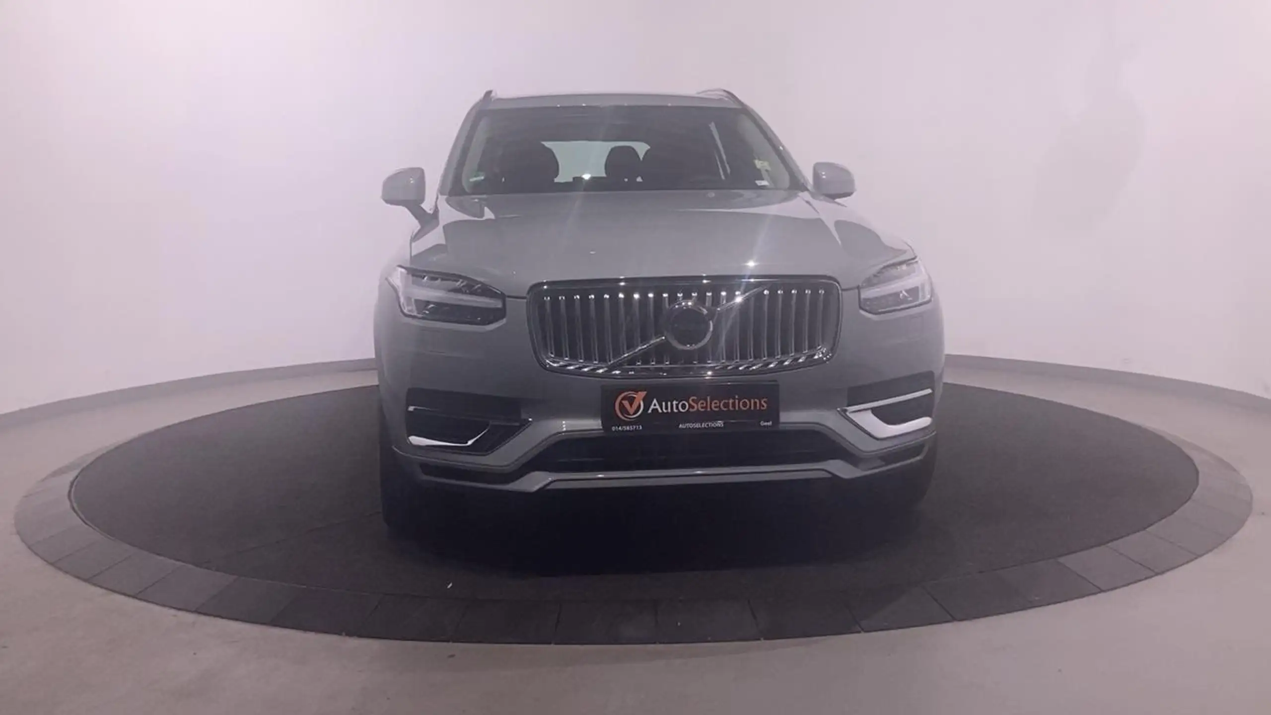 Volvo - XC90