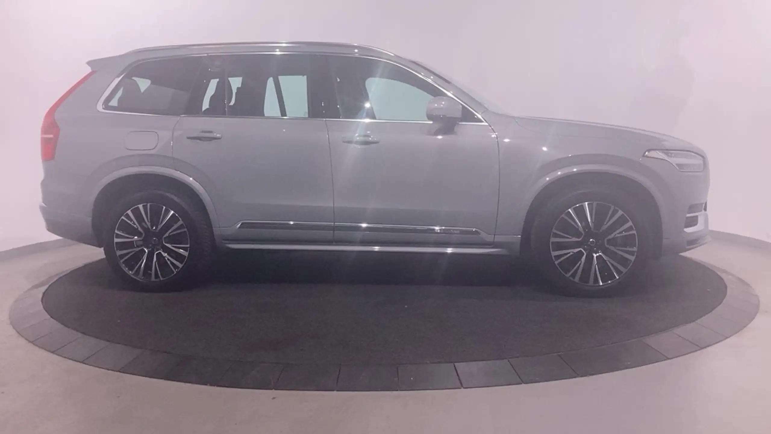 Volvo - XC90