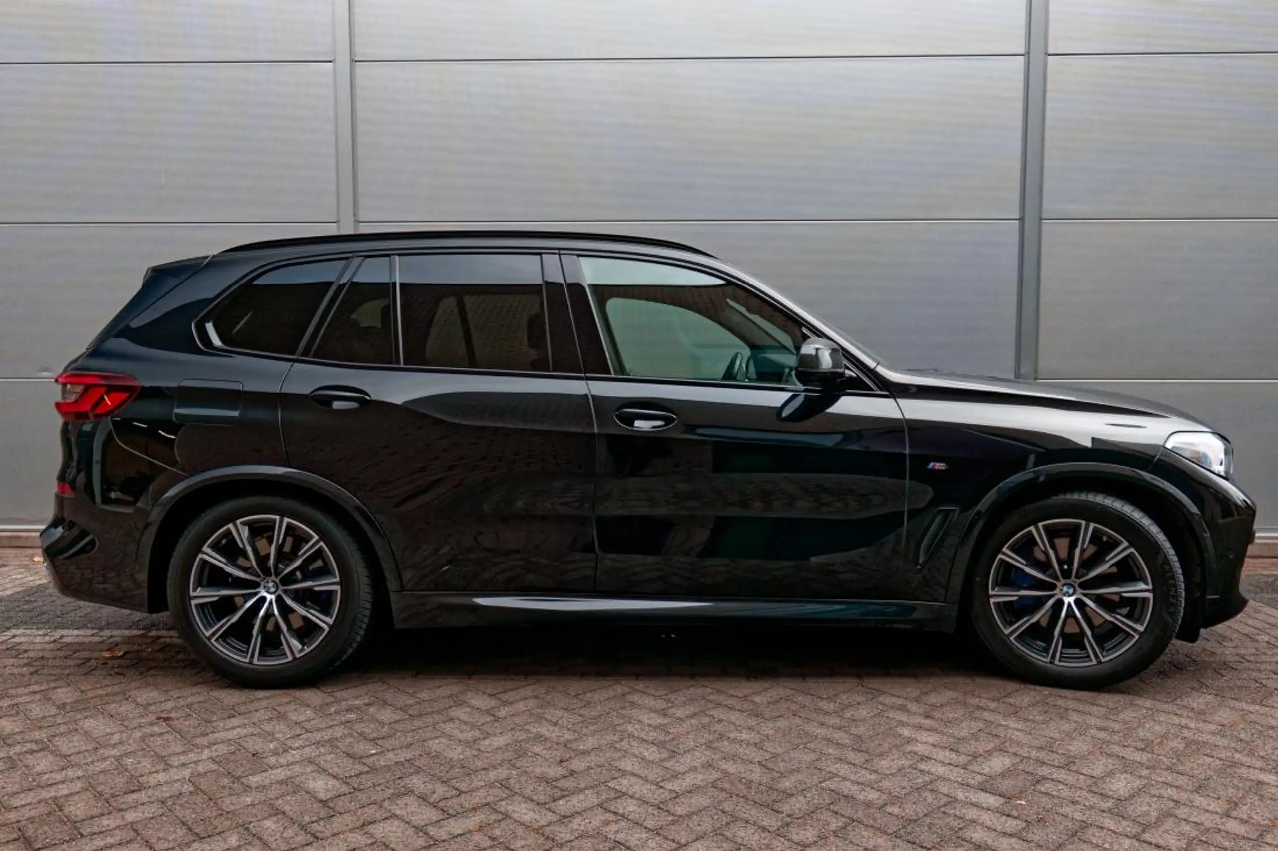 BMW - X5