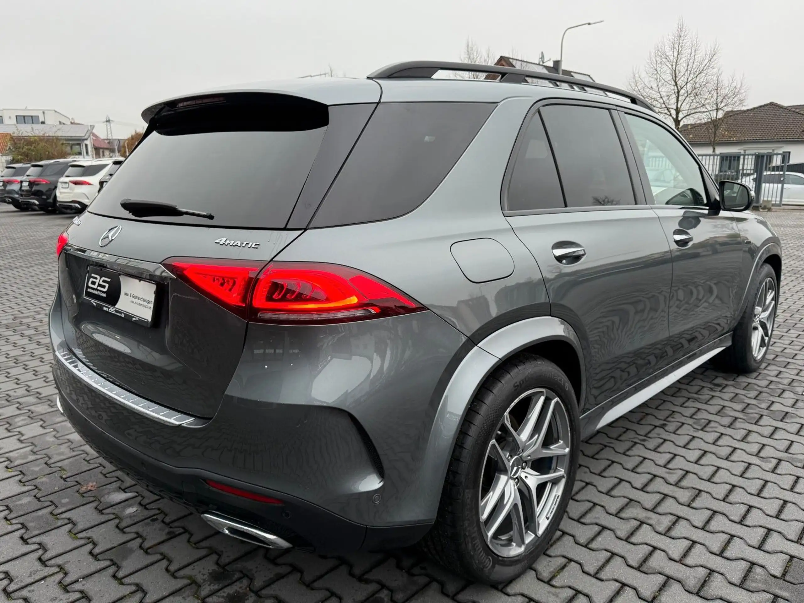 Mercedes-Benz - GLE 350