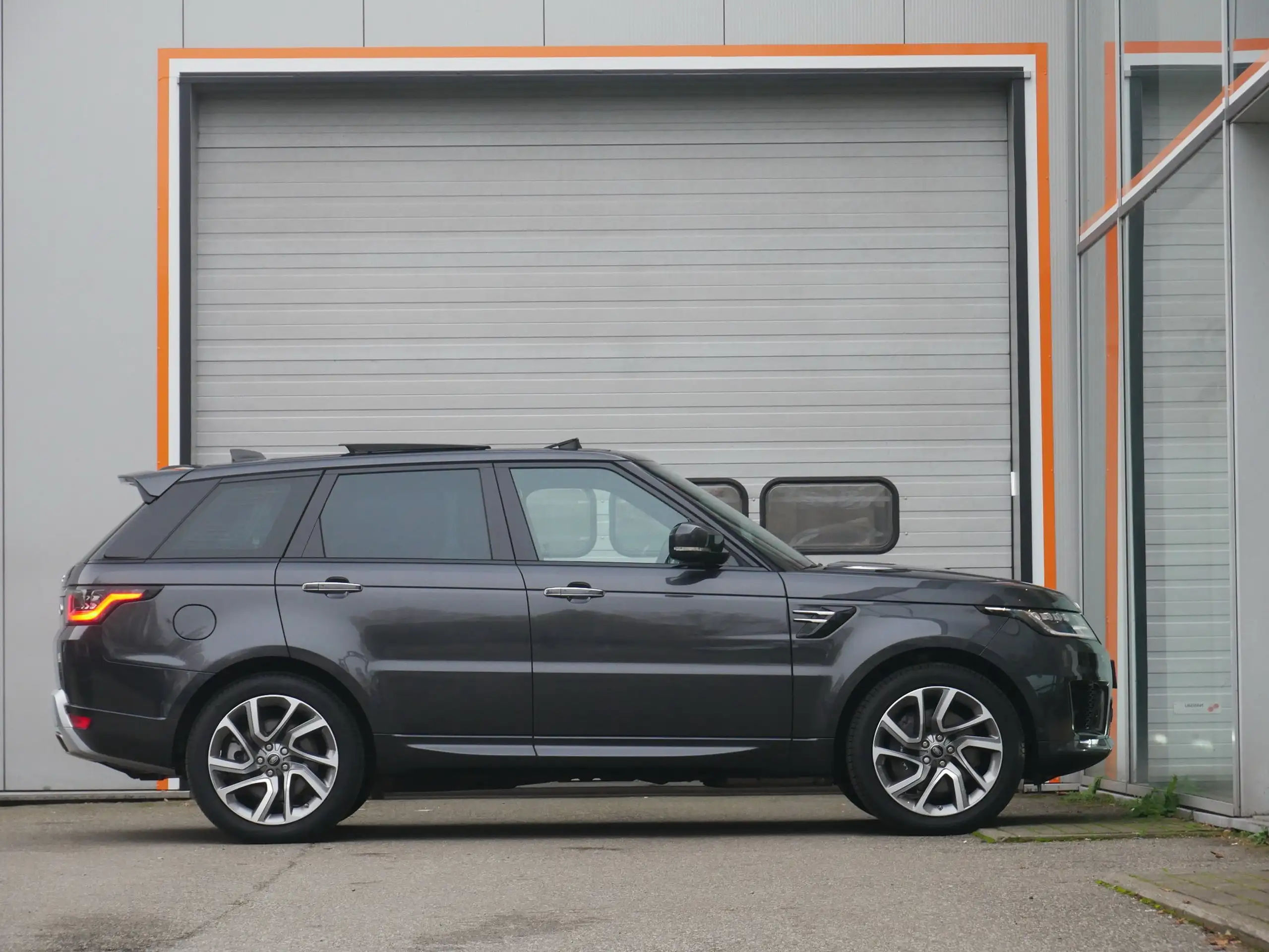 Land Rover - Range Rover Sport