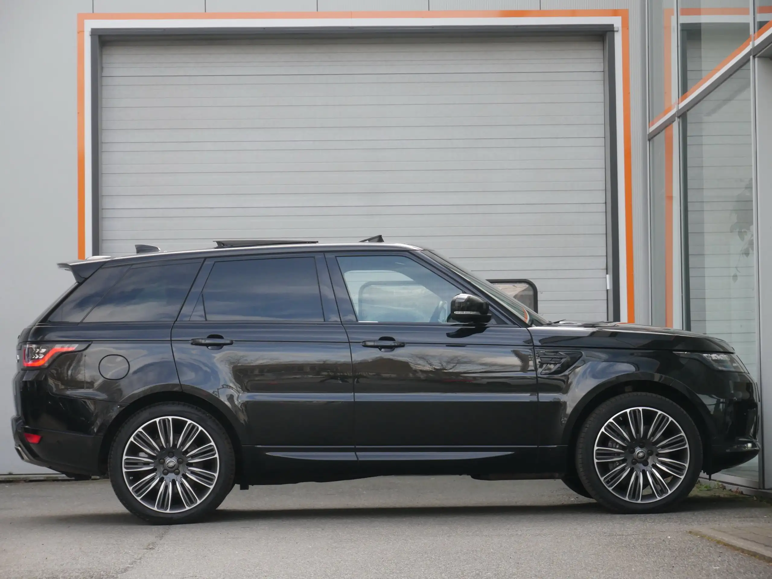 Land Rover - Range Rover Sport