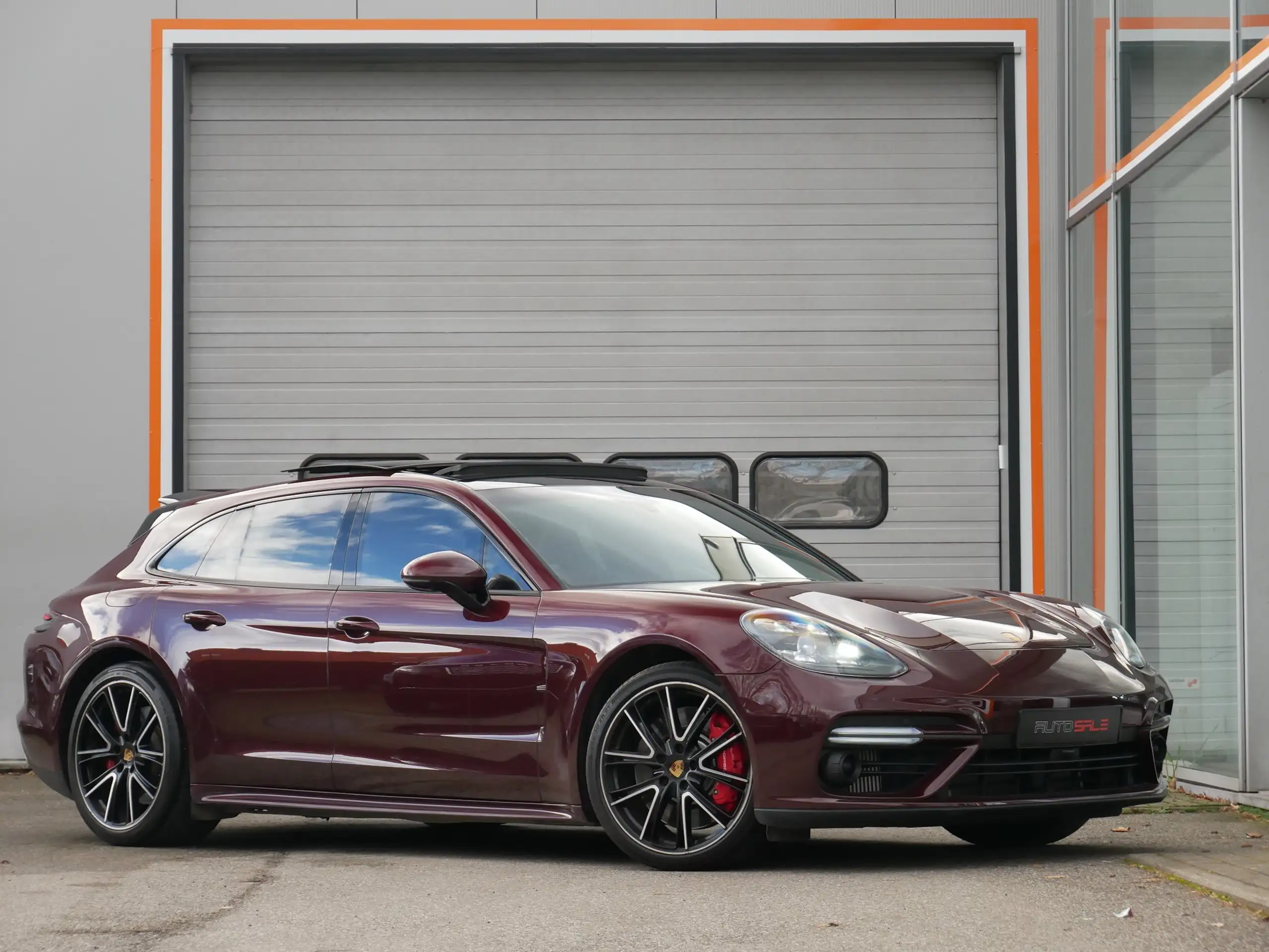 Porsche - Panamera