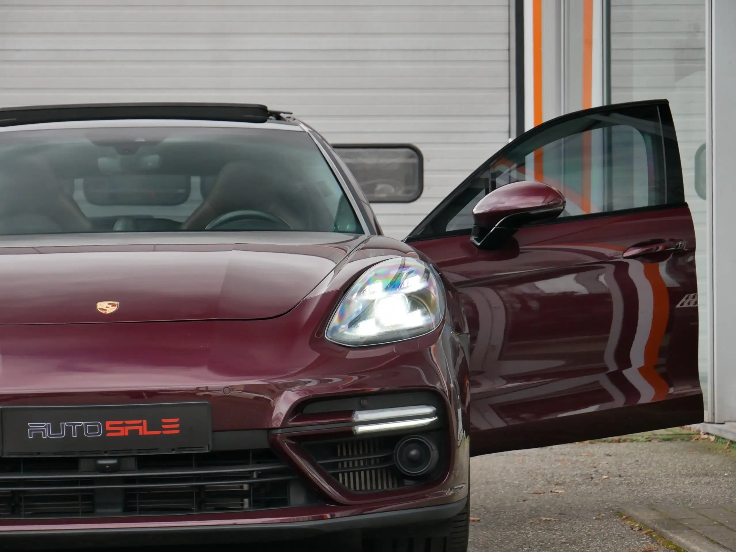 Porsche - Panamera