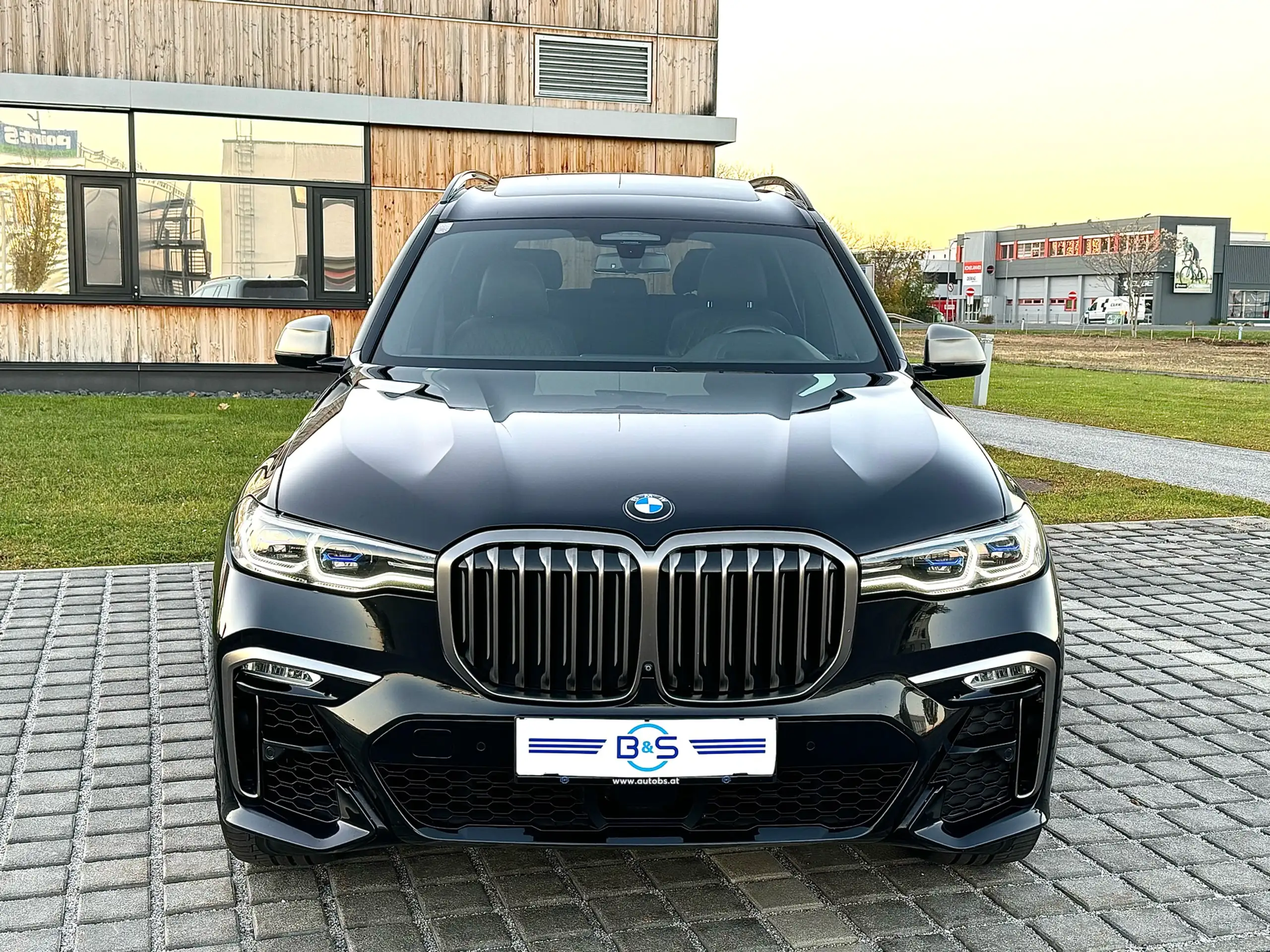 BMW - X7