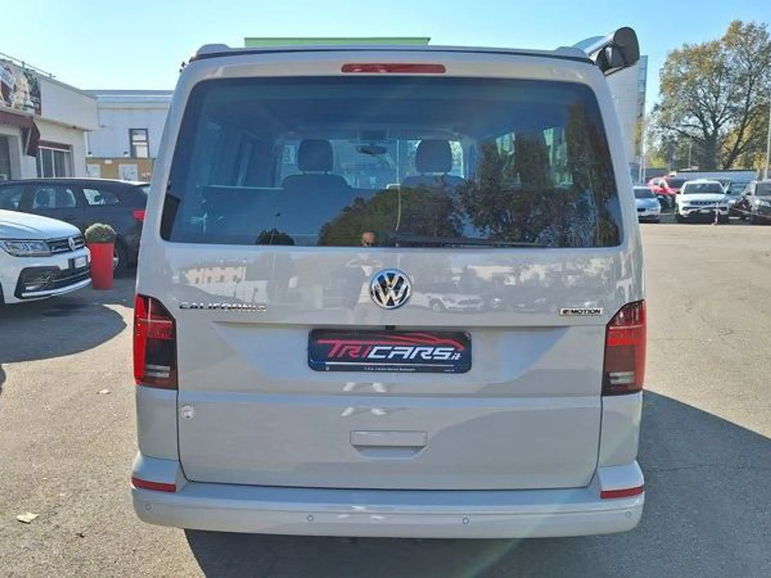 Volkswagen - T6.1 California