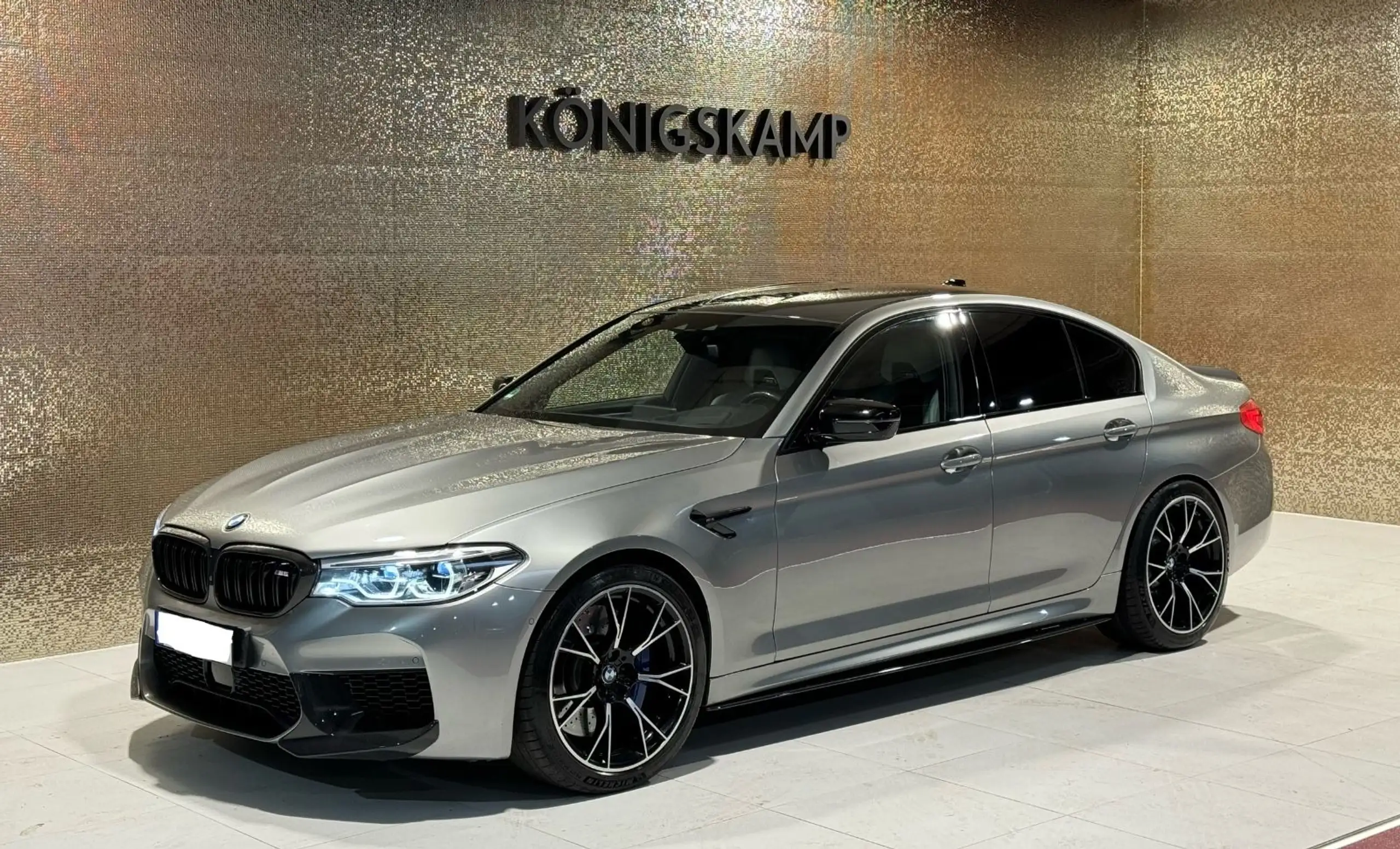 BMW M5 2019