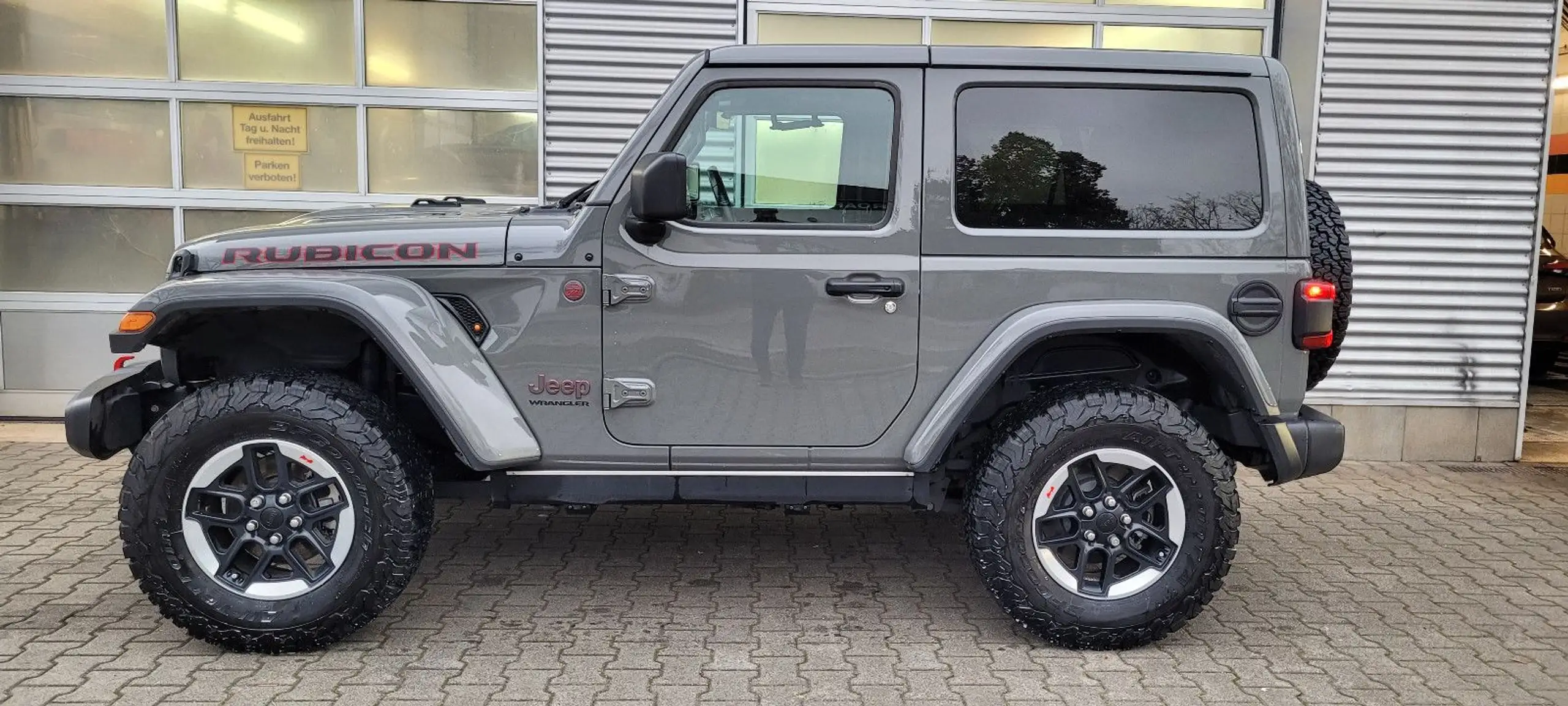 Jeep - Wrangler