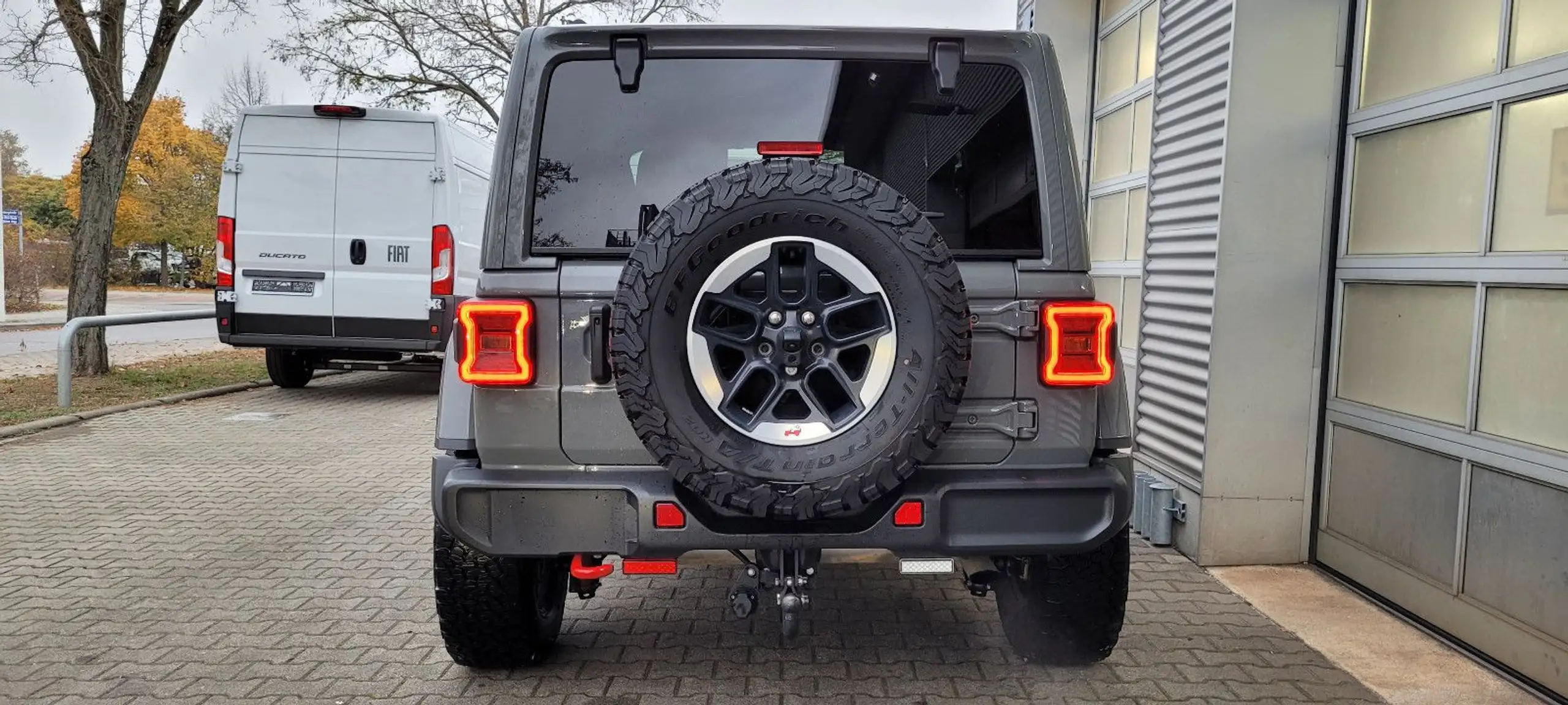 Jeep - Wrangler