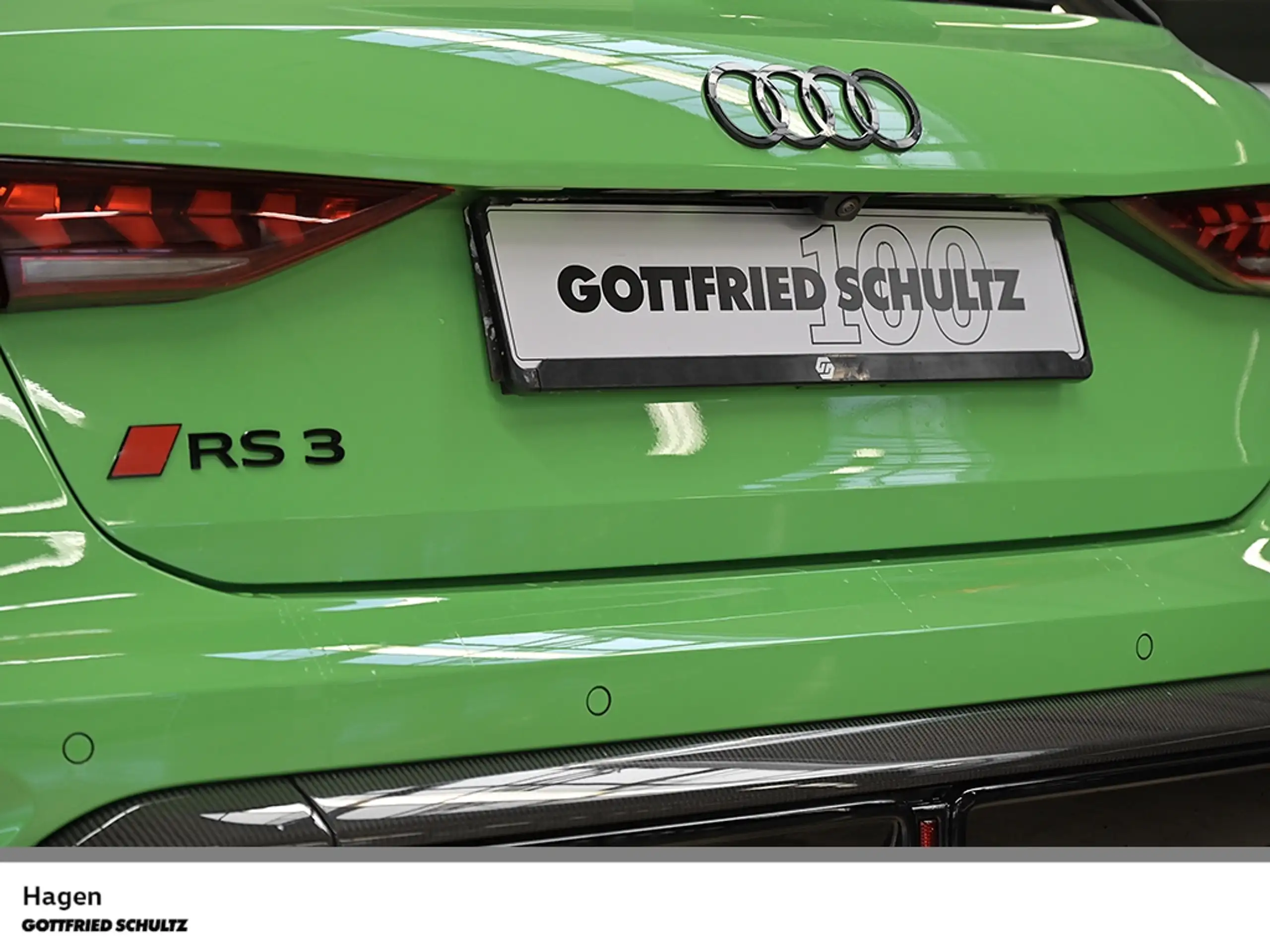 Audi - RS3