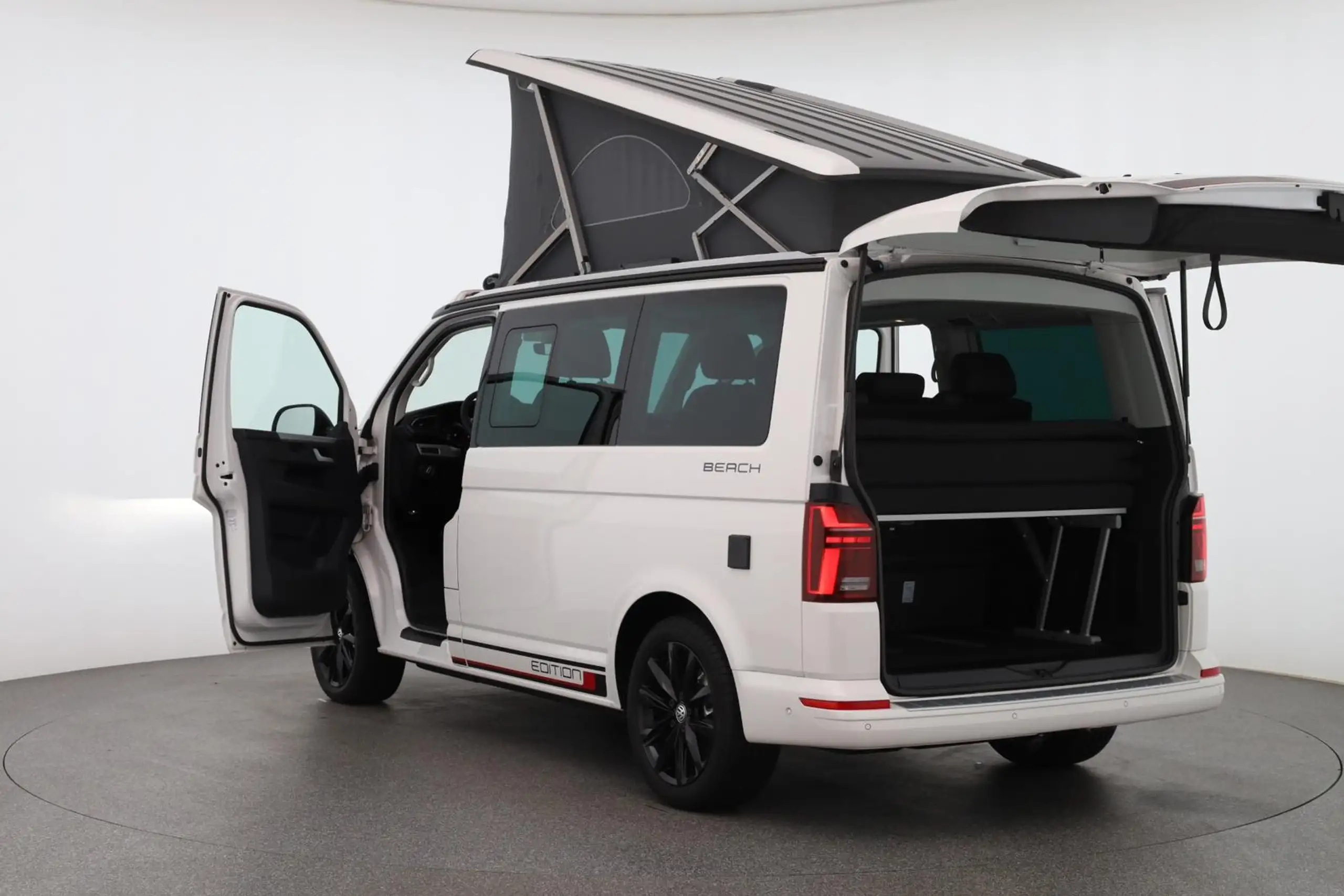 Volkswagen - T6.1 California