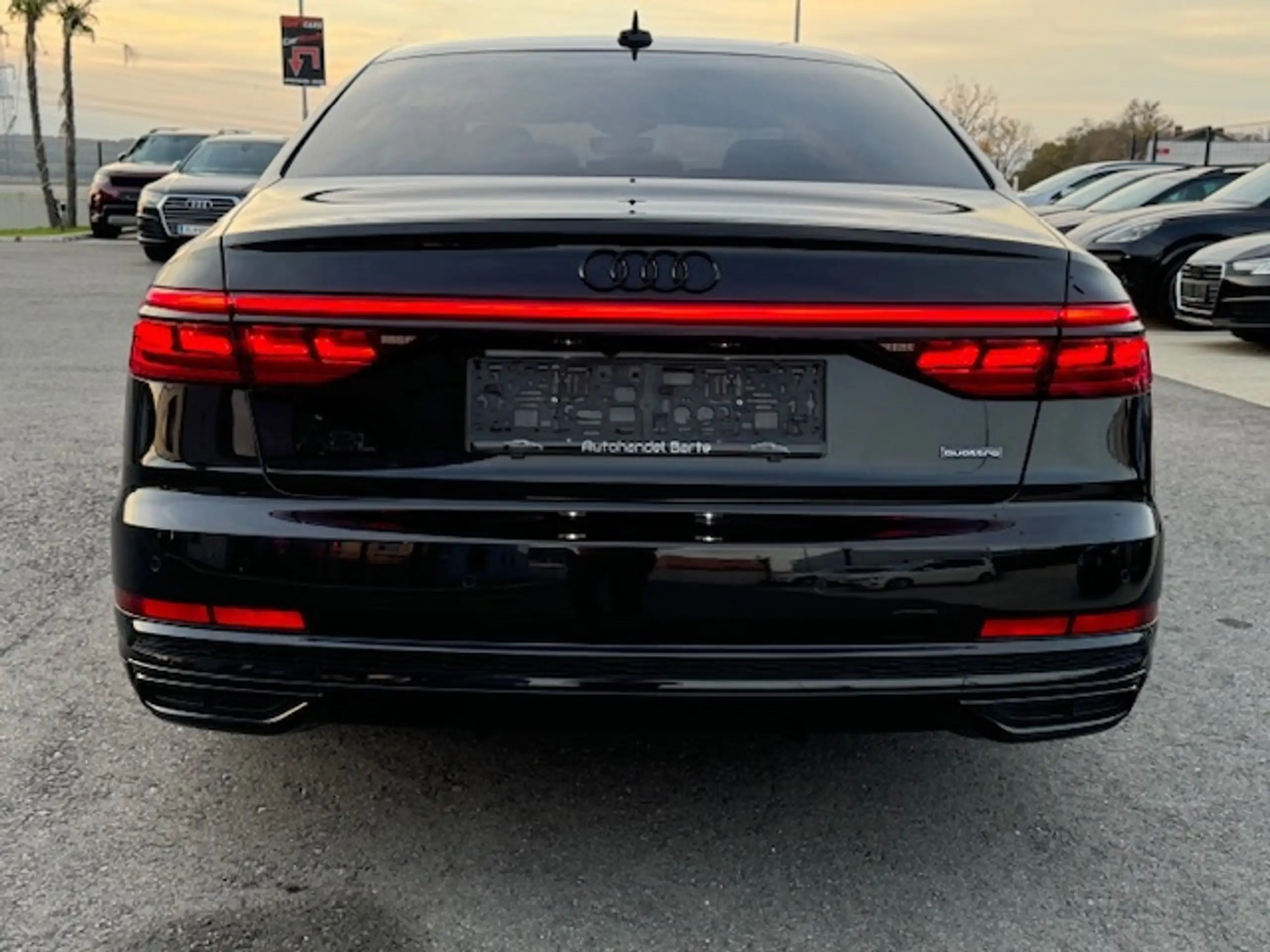 Audi - A8