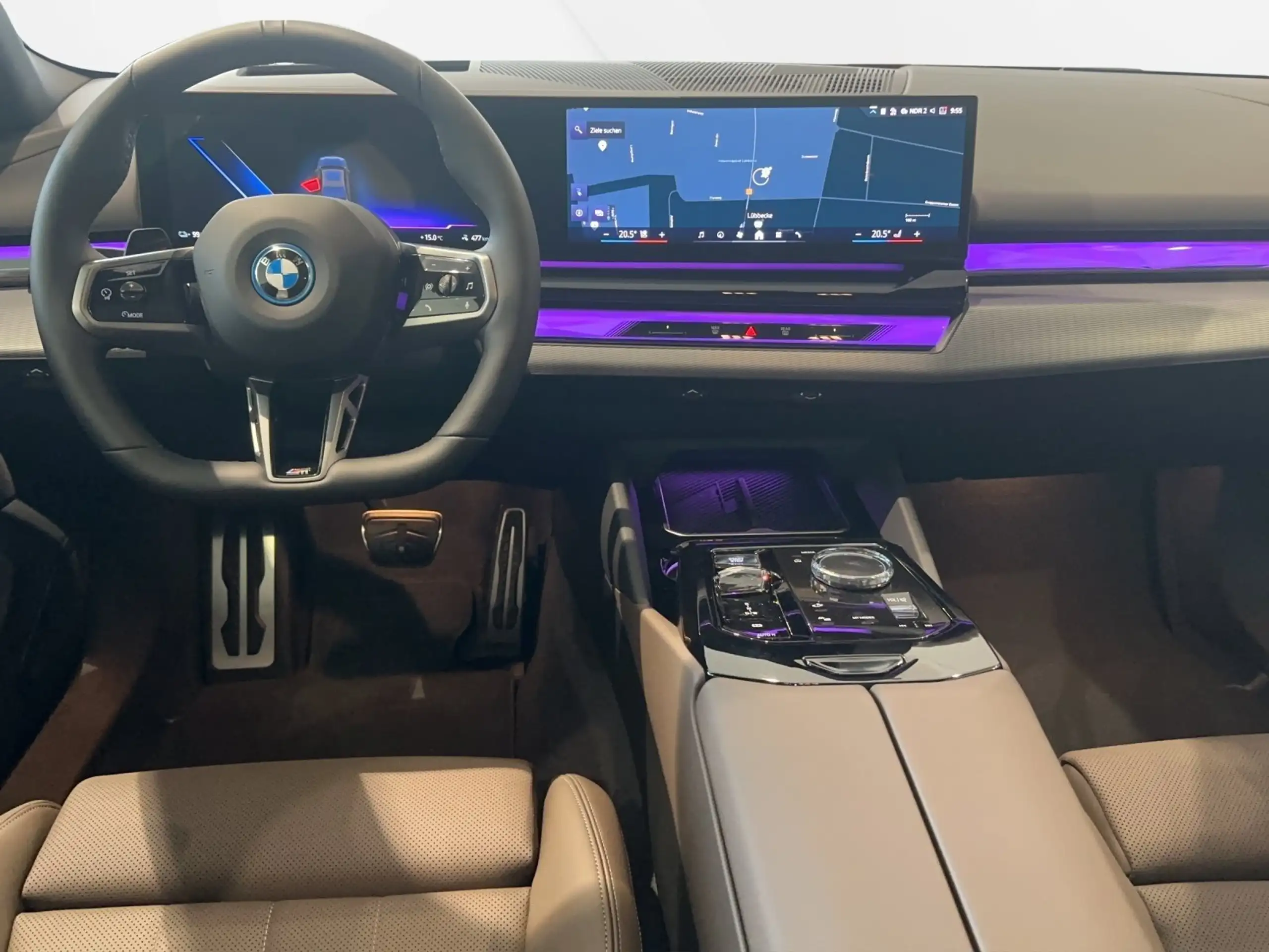 BMW - i5