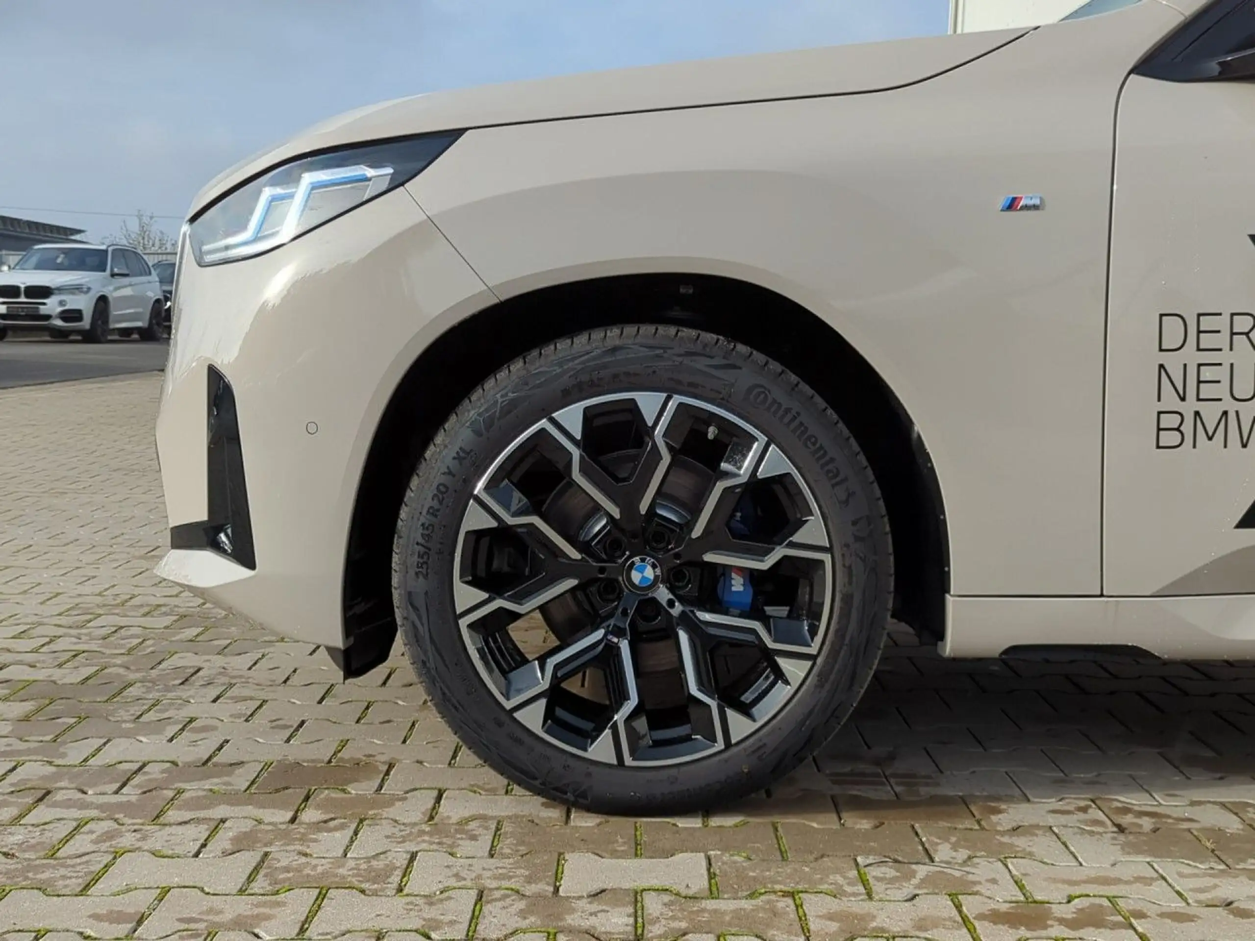 BMW - X3