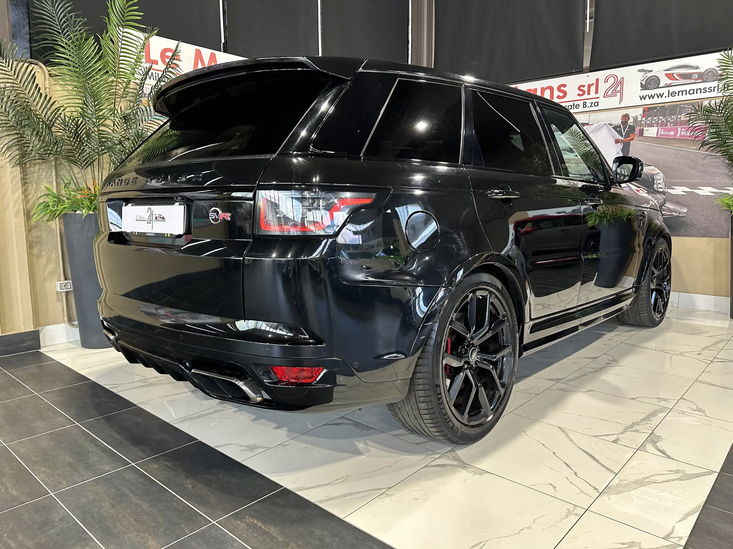 Land Rover - Range Rover Sport