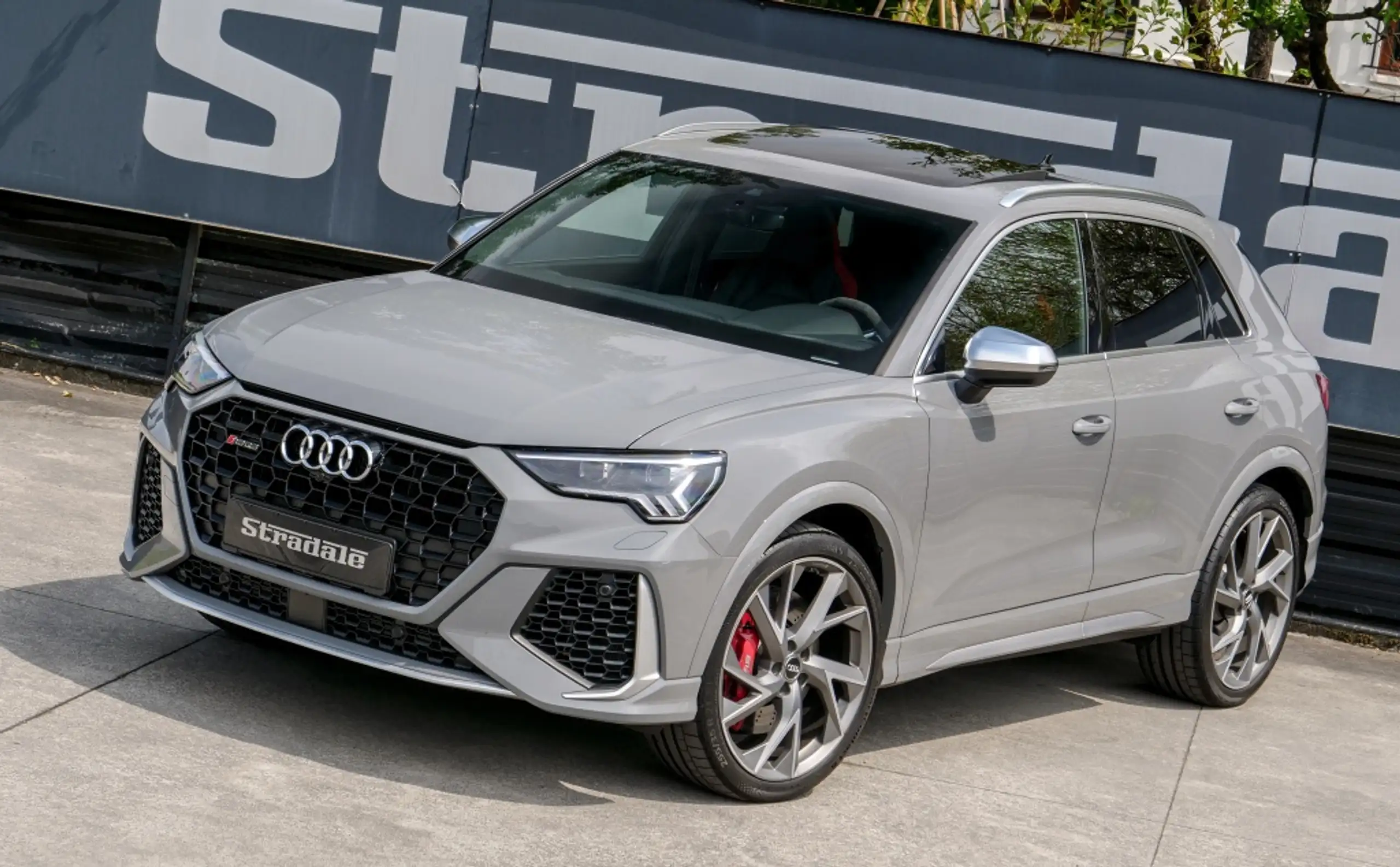 Audi - RS Q3