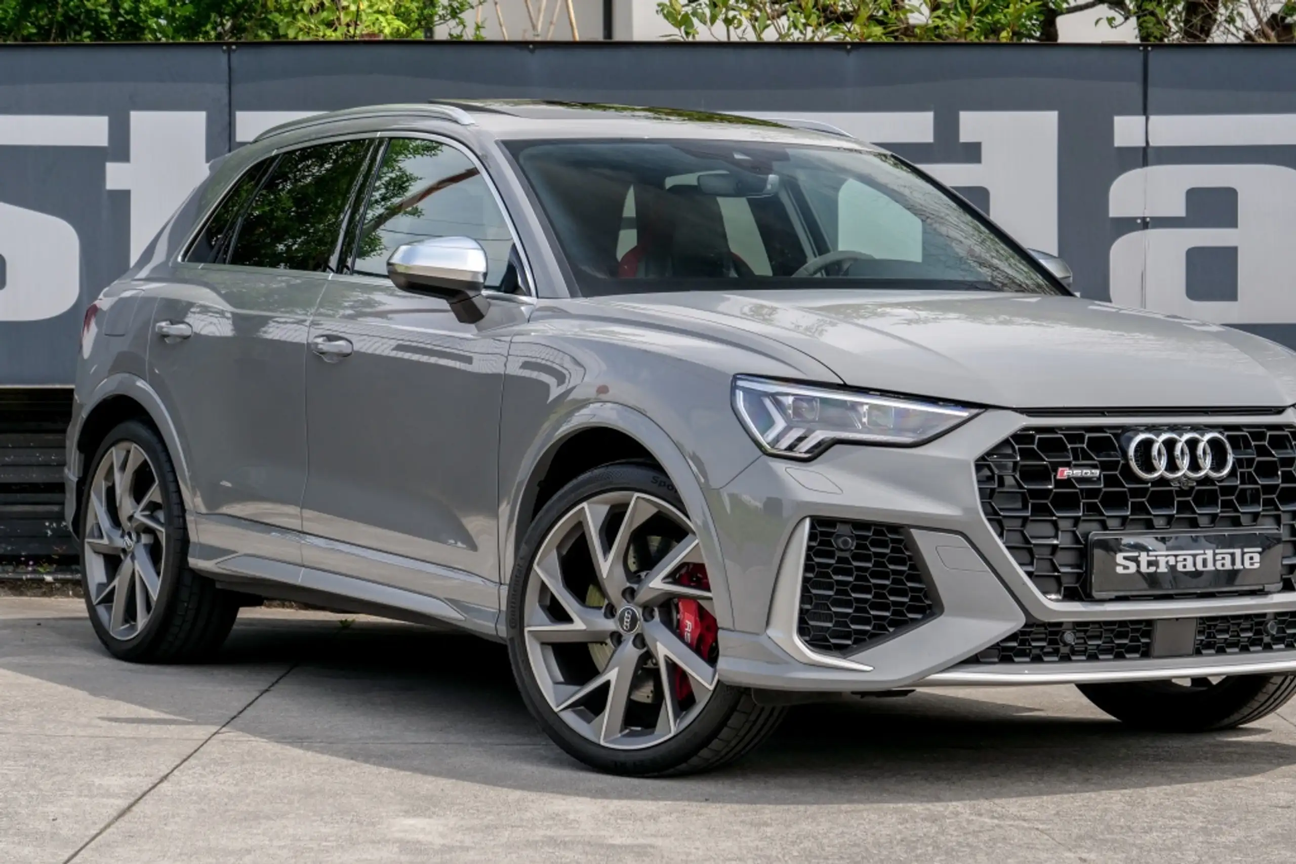 Audi - RS Q3