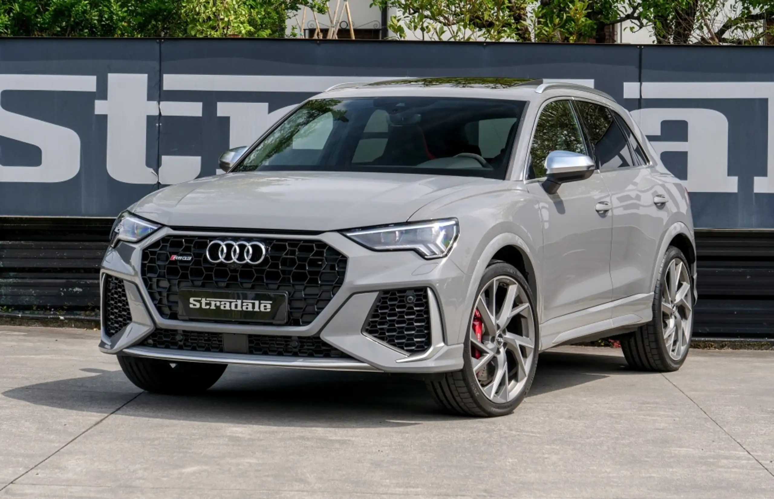 Audi - RS Q3