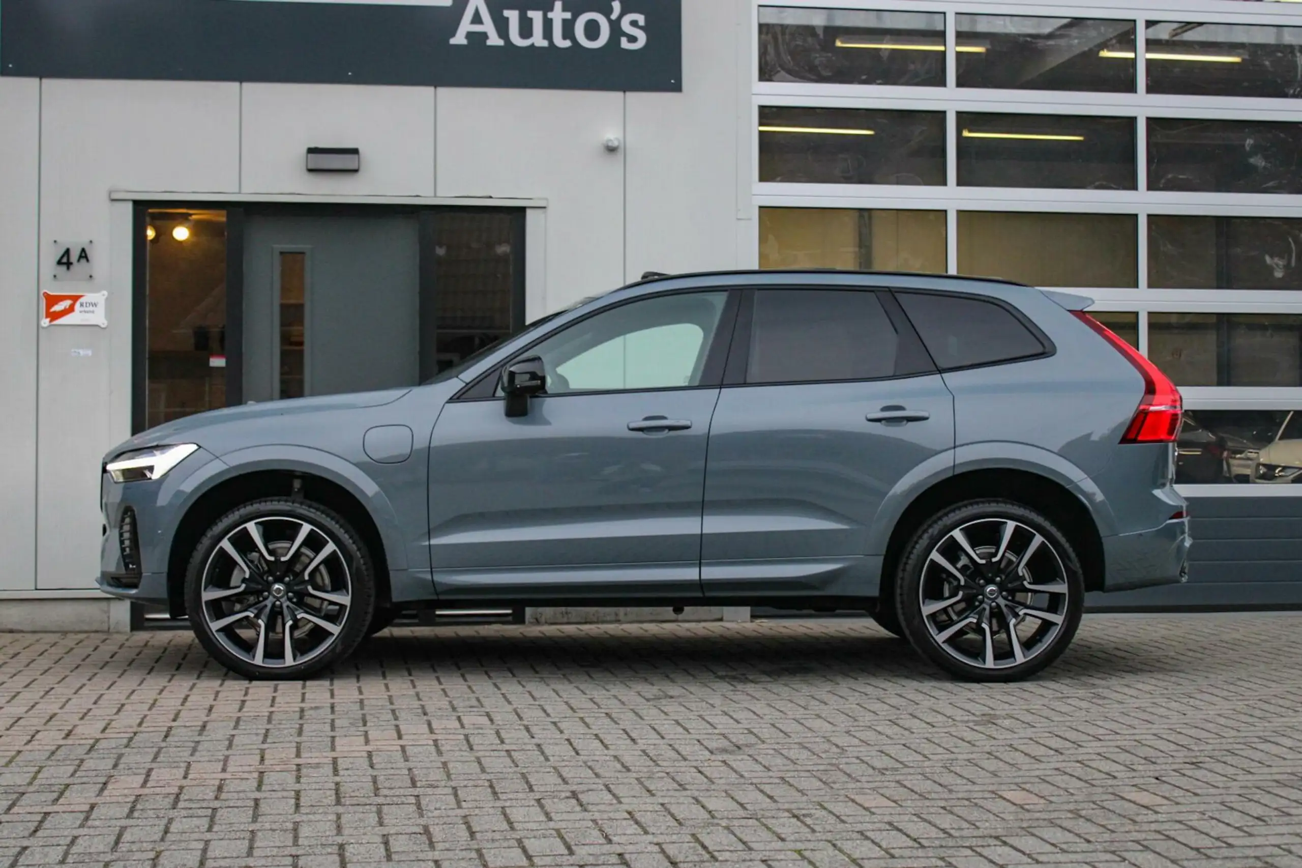 Volvo - XC60