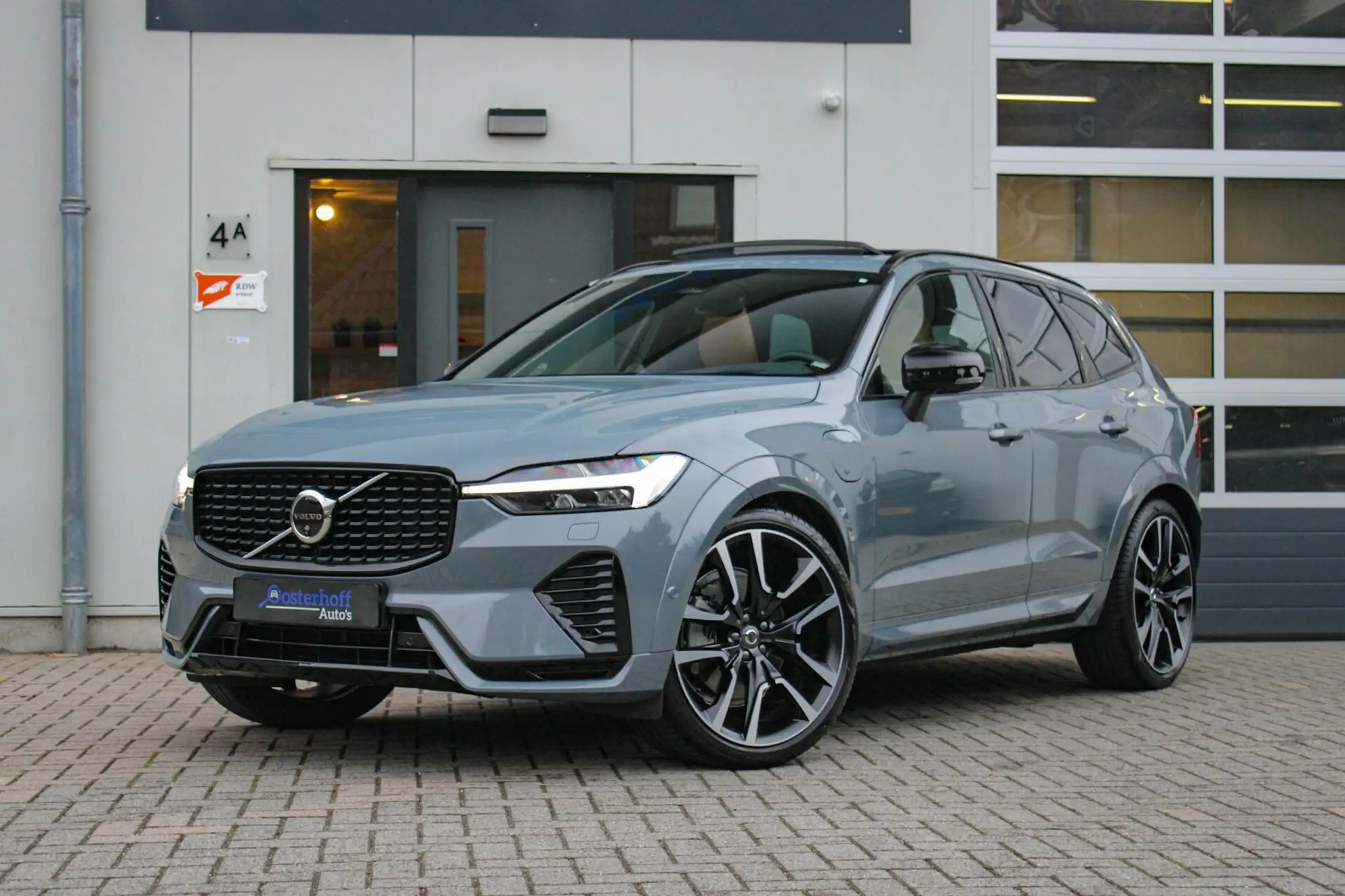 Volvo - XC60