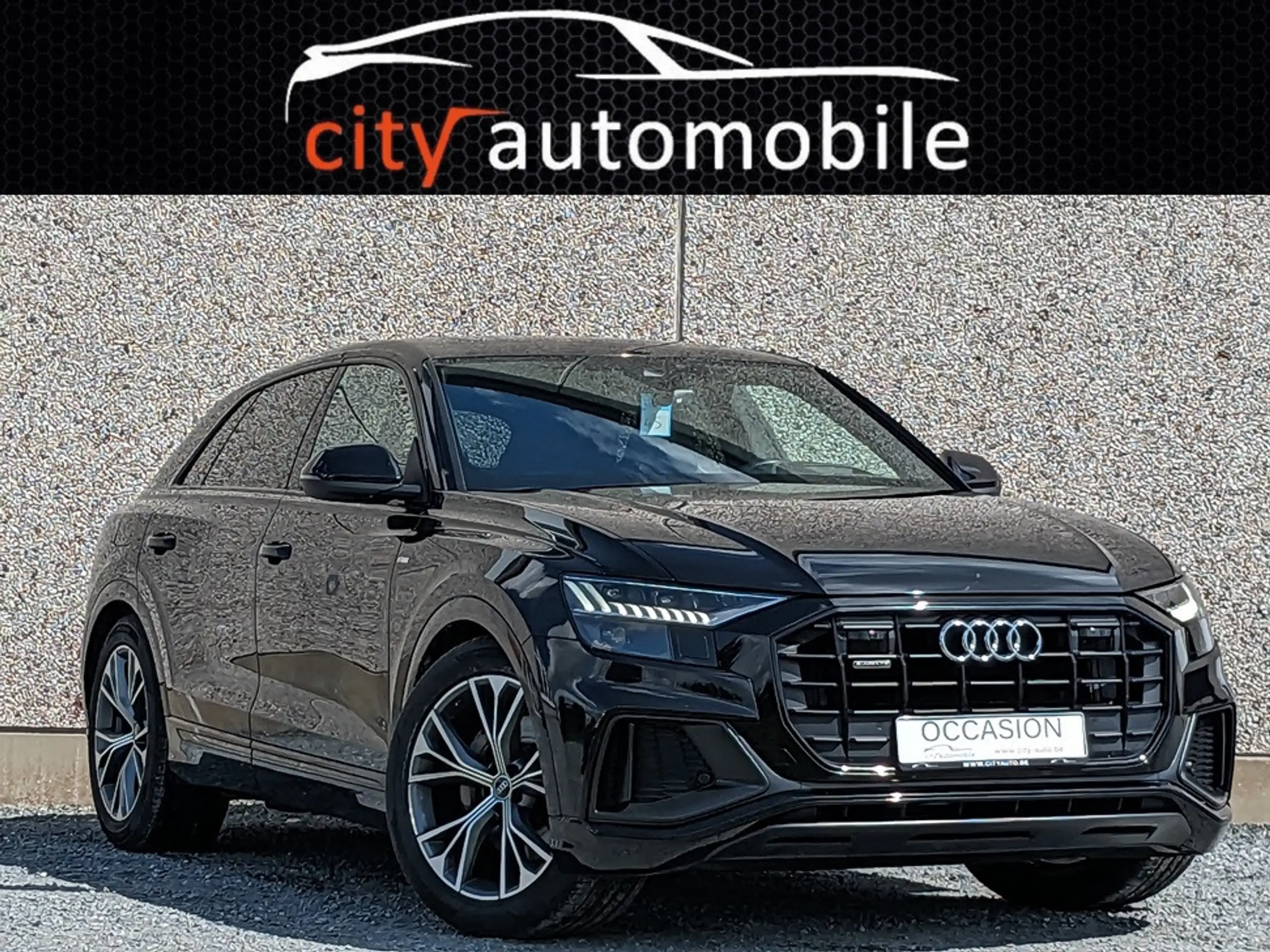 Audi - Q8