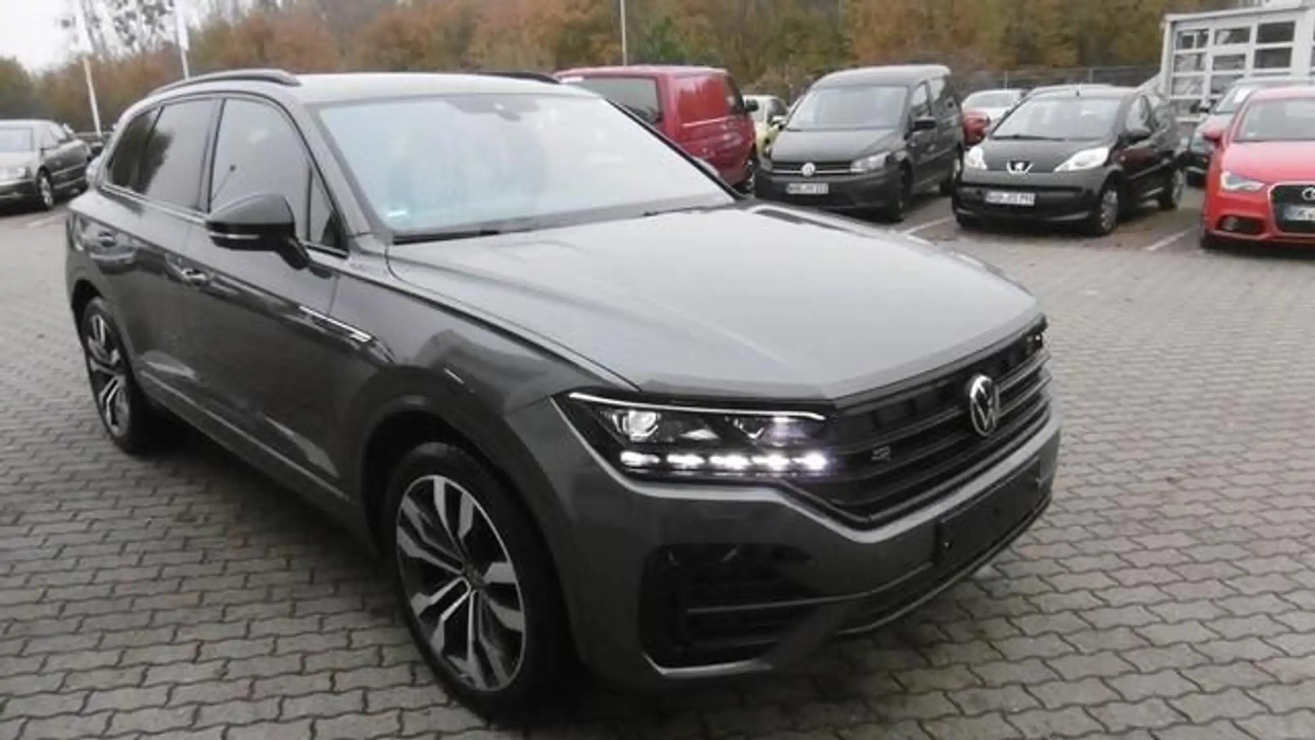 Volkswagen - Touareg