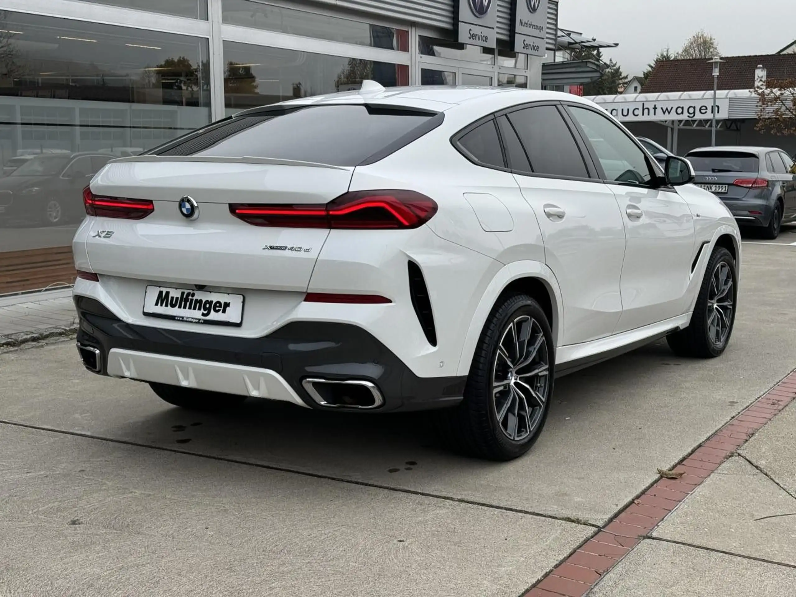 BMW - X6