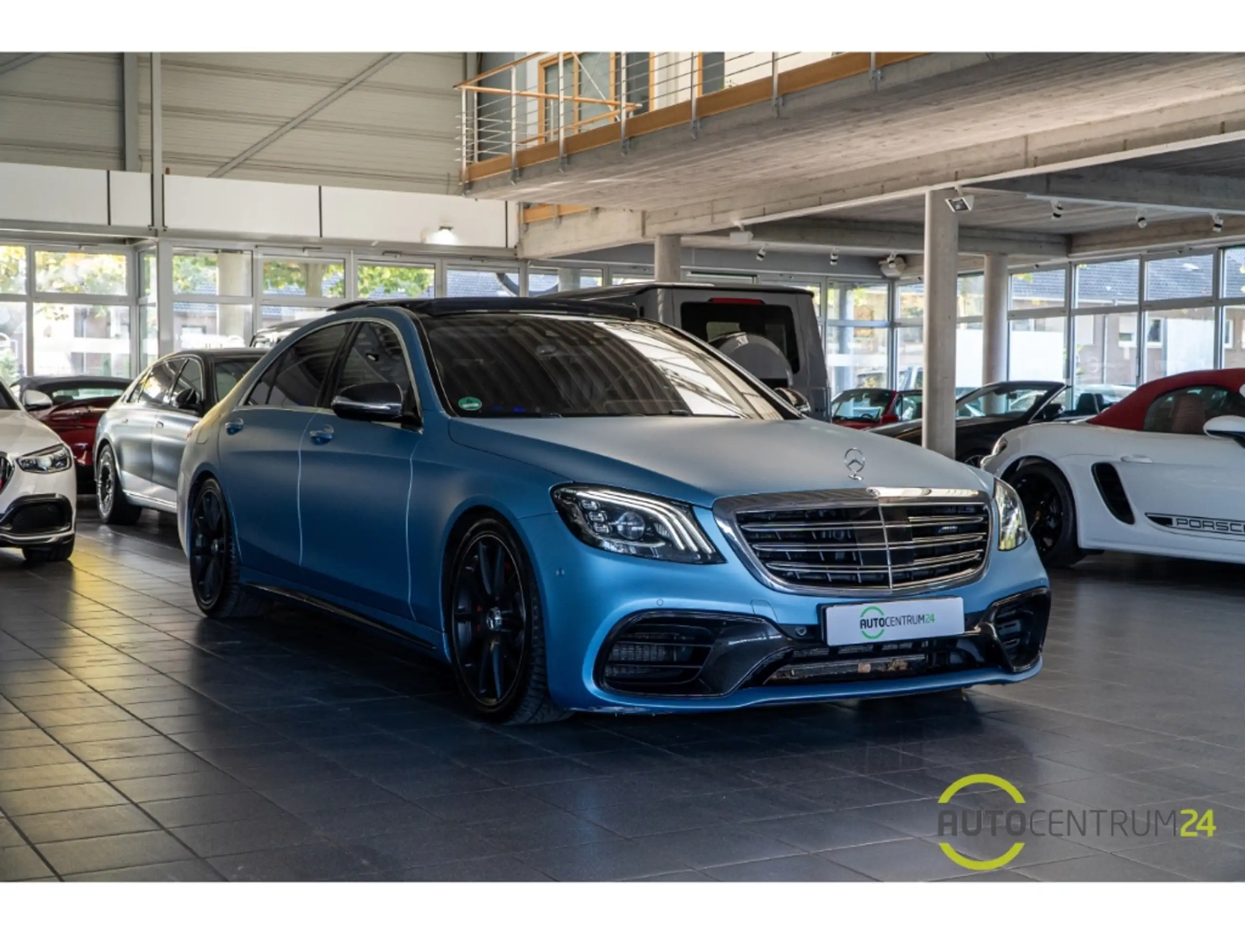 Mercedes-Benz - S 63 AMG