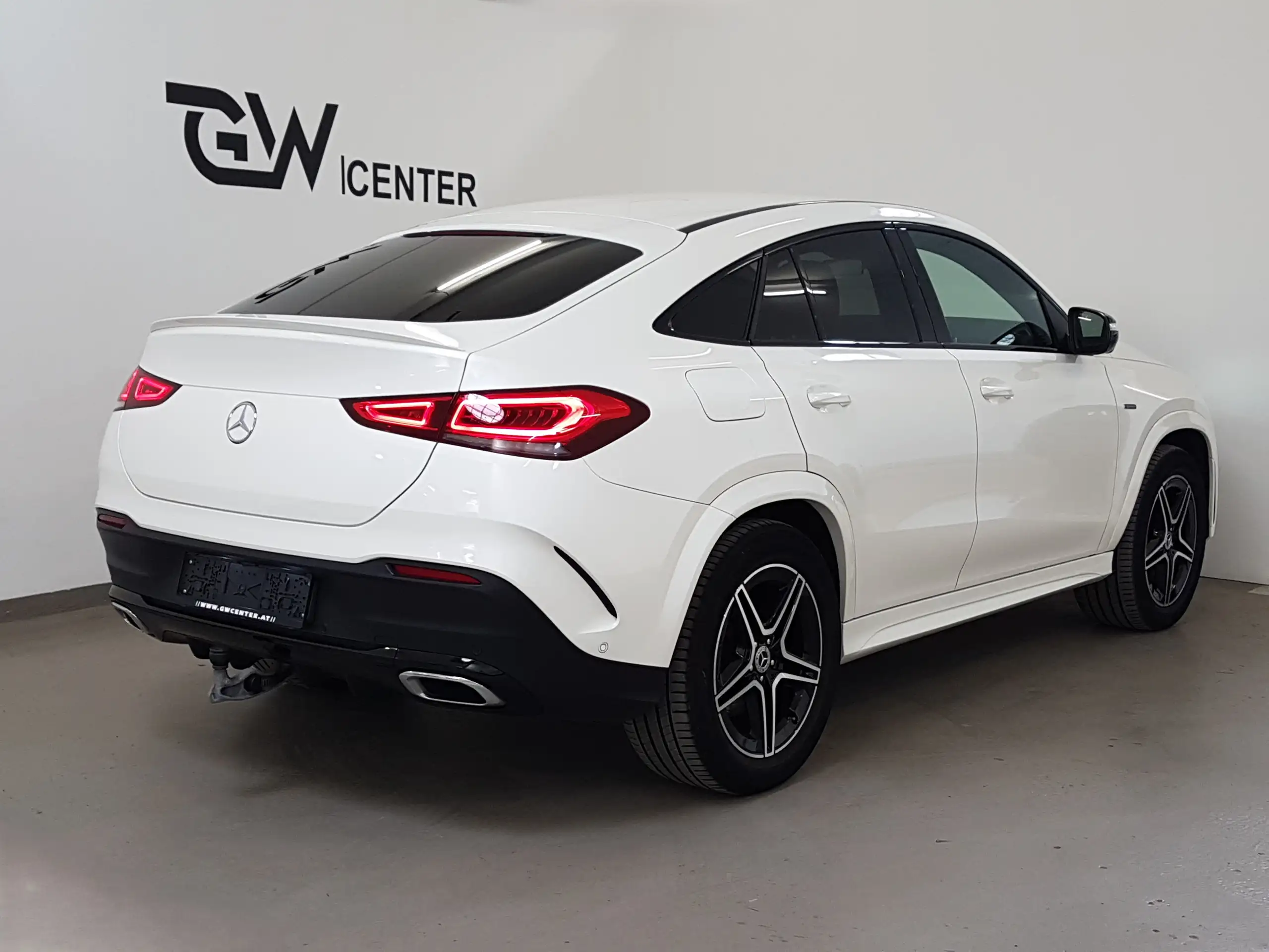 Mercedes-Benz - GLE 350