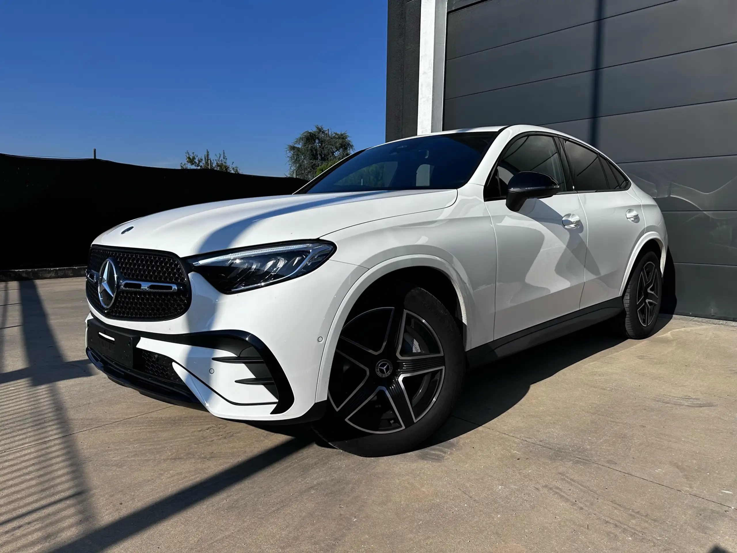 Mercedes-Benz - GLC 220