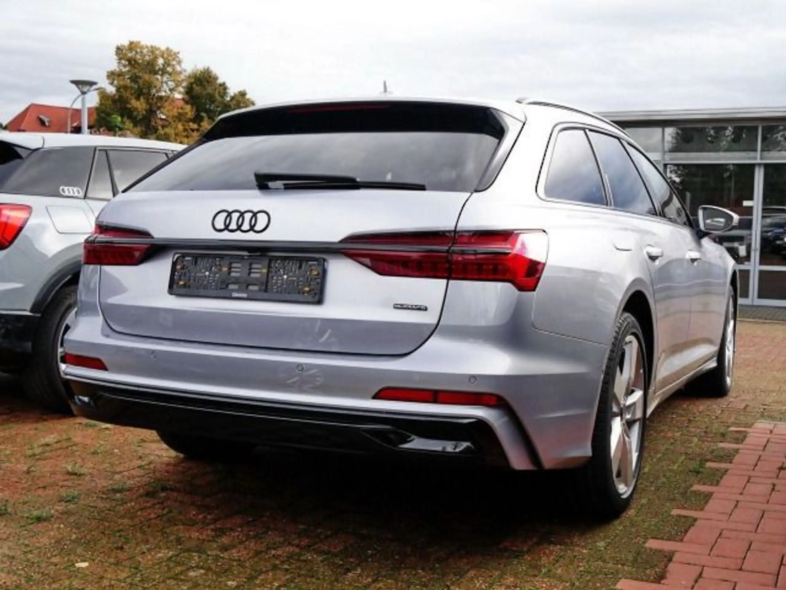 Audi - A6