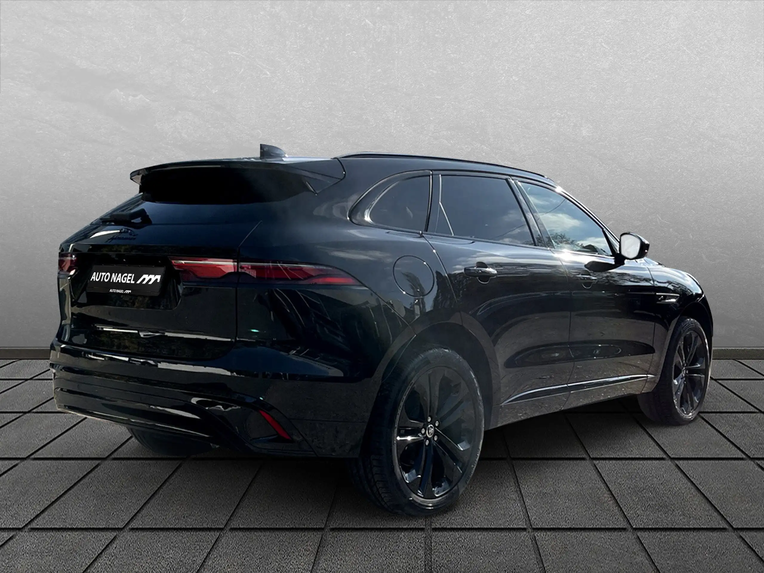 Jaguar - F-Pace