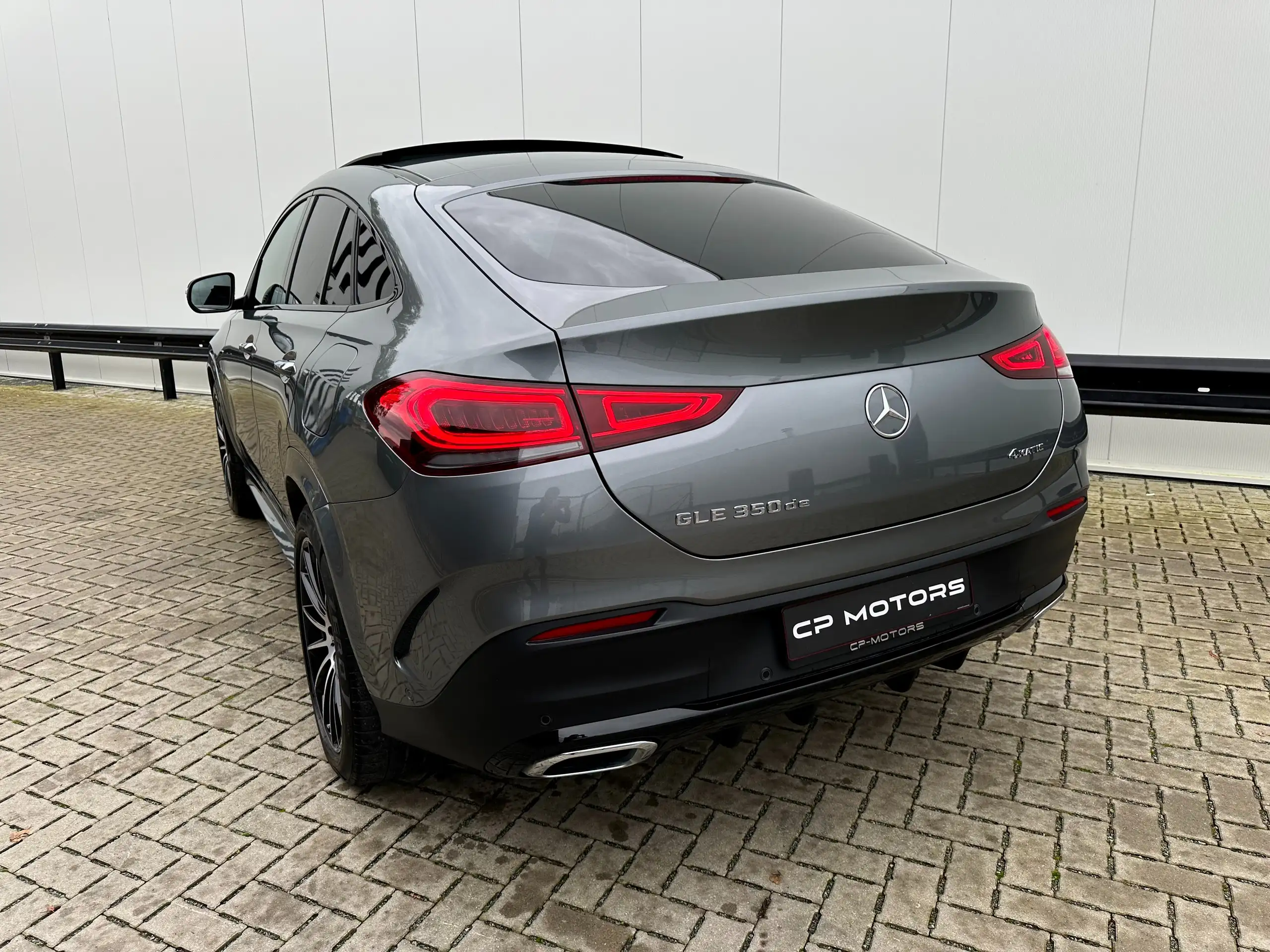 Mercedes-Benz - GLE 350