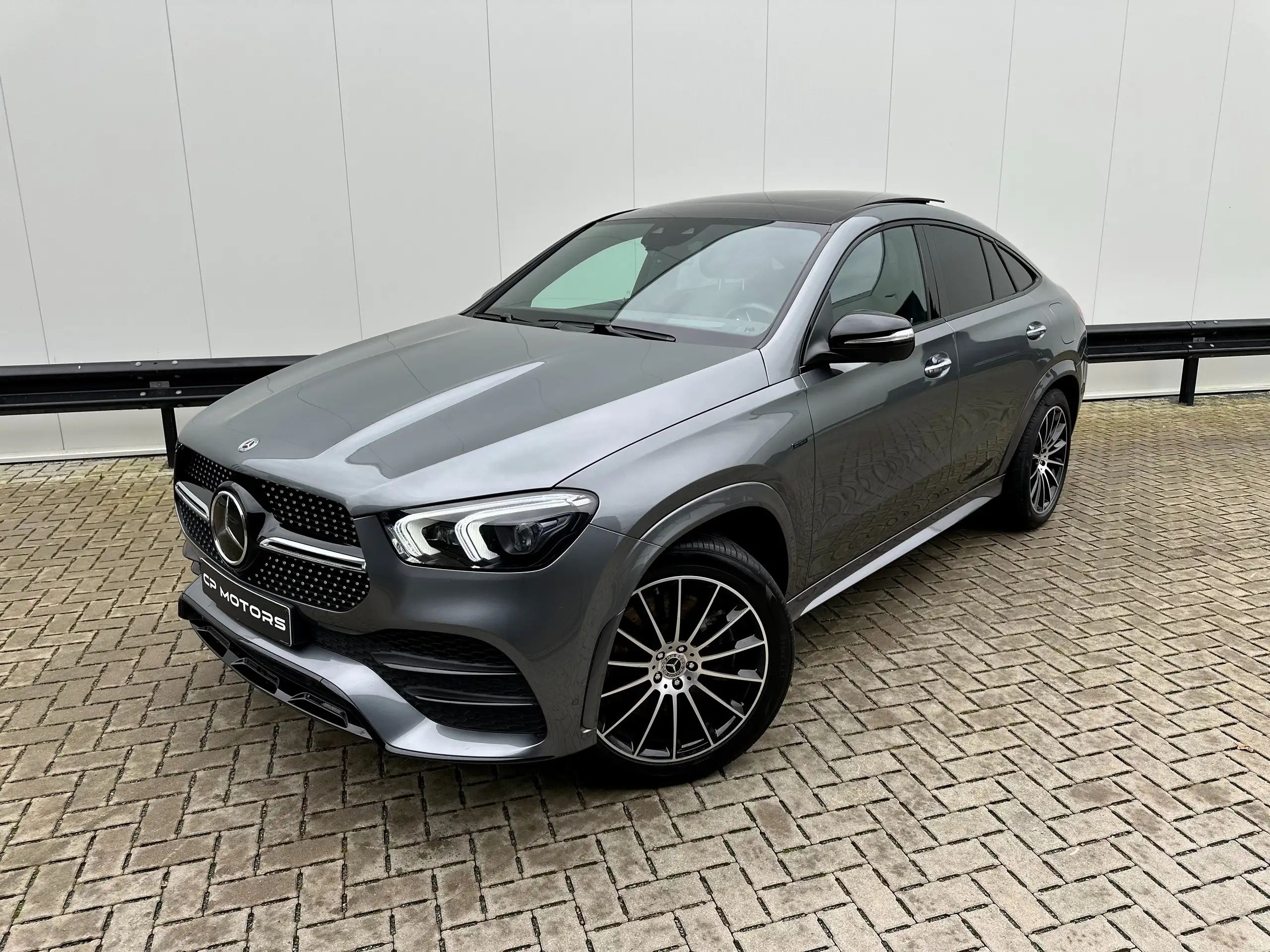 Mercedes-Benz - GLE 350