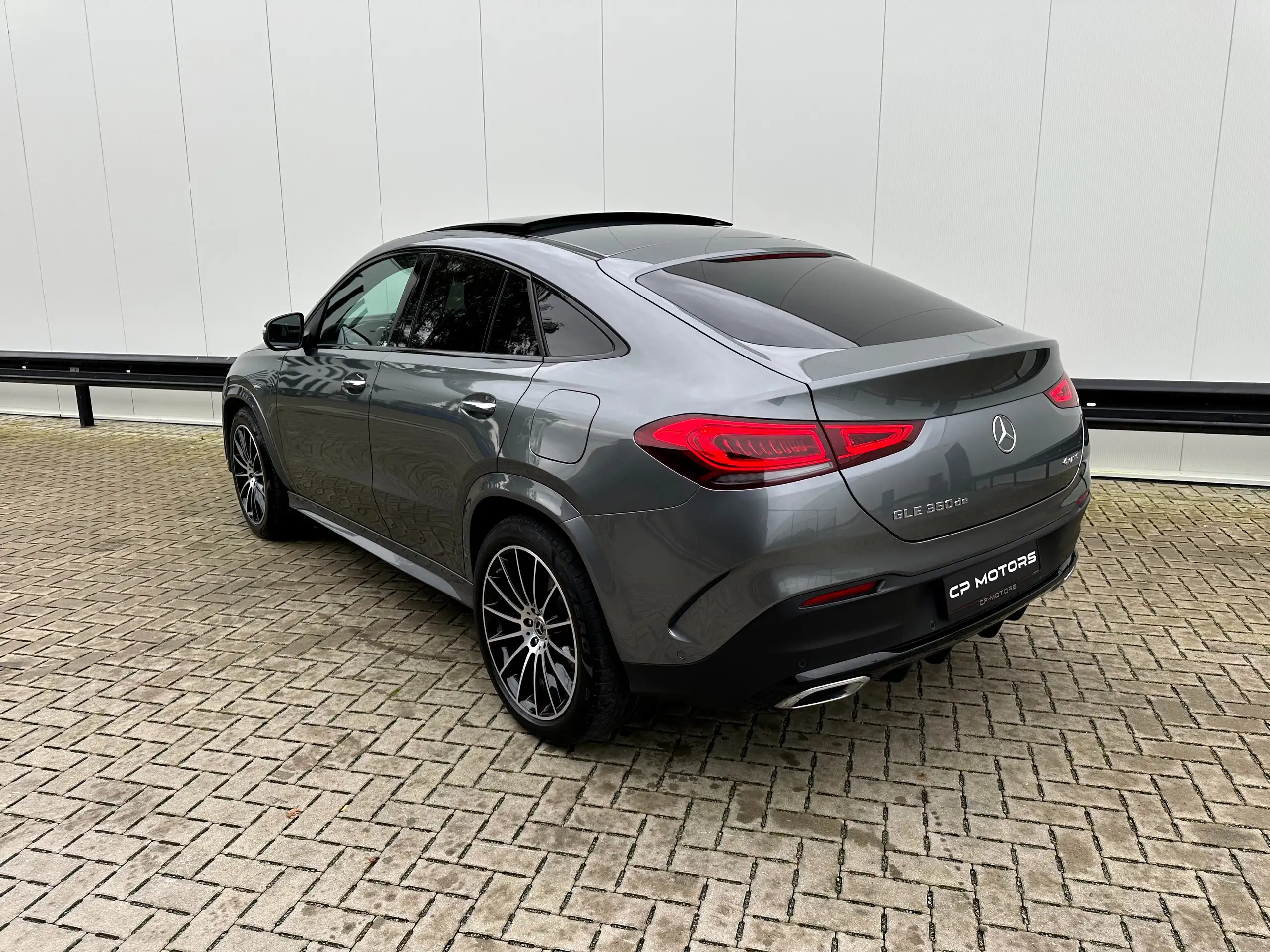 Mercedes-Benz - GLE 350